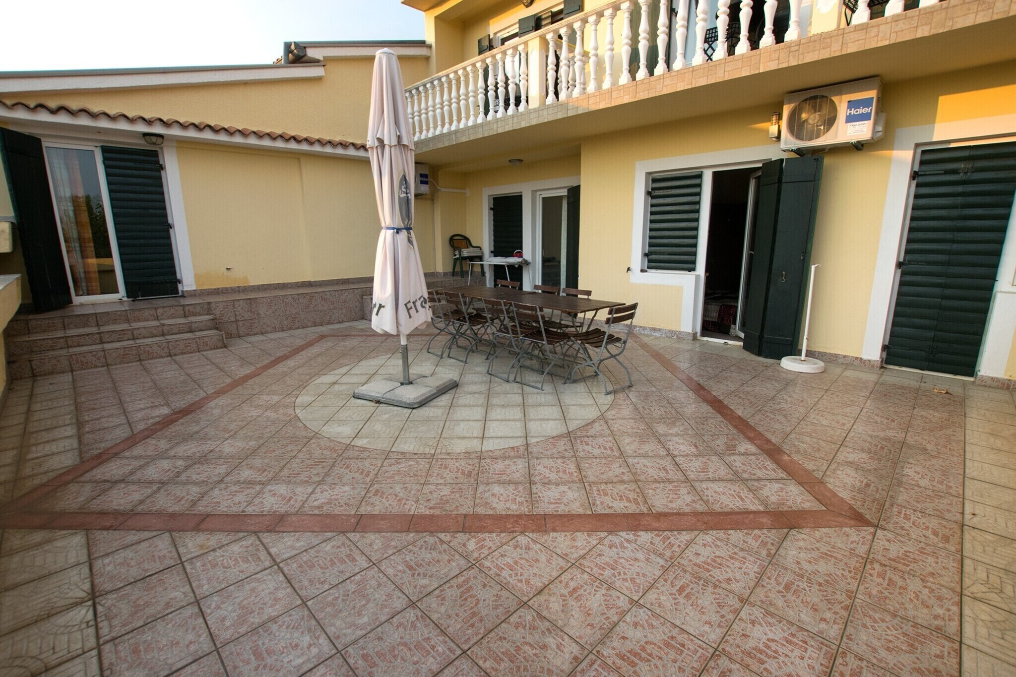 Apartments Grande Vista Starigrad Paklenica SD62 A-01 9 Pers-Terras