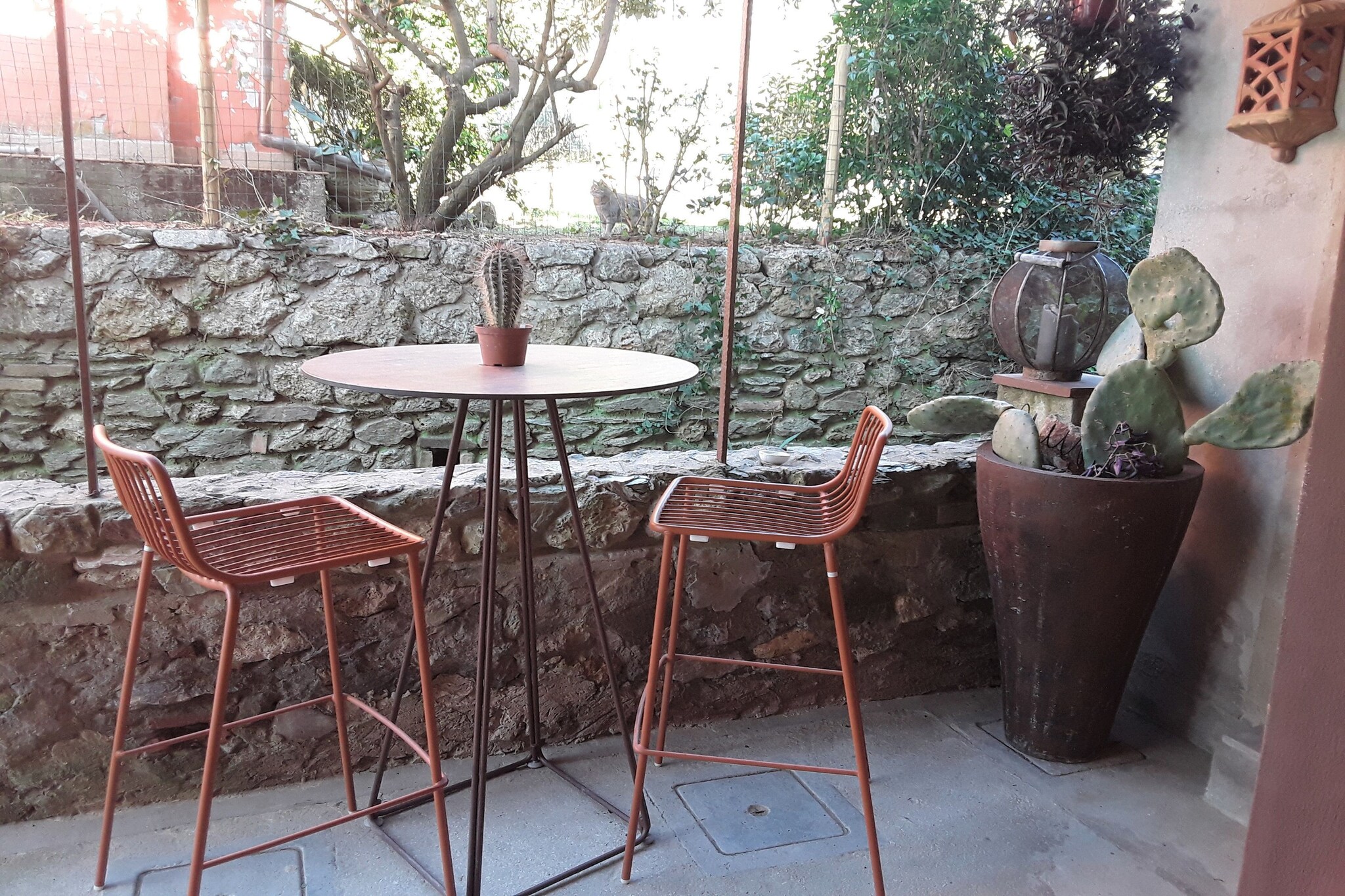 This is a  wonderful holiday home in Molina di Quosa - San Giuliano Terme with a private outdoor terrace for relaxing and admiring the beauty of nature. The house has been carefully renovated to make the rooms welcoming and comfortable. This house is suitable for a family or a couple who want to spend their holidays away from the hustle and bustle of big cities to enjoy the peace of a small village of houses overlooking a river.

The home is 4 km from San Giuliano Terme, 10 km from Pisa and 13 km from Lucca. The location will allow you to enjoy the silence of the woods, but also to be able to reach in a short time: Pisa, Lucca, Viareggio, Forte dei Marmi, Florence. Art, history, nature, excellent food and wine tours will allow you to treat yourself.

The house owners live near to the holiday home and will be able to answer all your queries. There is a cosy fireplace in the living room where you can spend some time.

About Belvilla

When you stay in a Belvilla home, you can rest assured of a unique holiday home in ideal surroundings at an attractive price. The portfolio of accommodations consists of more than 40,000-holiday homes in 20 European countries. Interested in a weekend getaway, a summer or winter sports holiday or simply a short break? Do you prefer the coast, the countryside or the mountains? Whatever your preference, there is a Belvilla home to meet your needs, from a cosy gÃ®te for two to a castle big enough for the entire family, from an apartment in the heart of Rome to a cabin in the middle of nowhere, from a simple tree house to a luxury dream villa and from close to home to the other side of Europe.

A Belvilla home gives you the freedom to enjoy breakfast in your pyjamas or continue a good conversation into the morning hours without having to worry about the bar's closing time. Prepare gourmet meals with fresh local ingredients in your own kitchen and take advantage of having your own swimming pool to do as many cannonballs as you want! In other words, you can enjoy complete privacy in your home away from home.