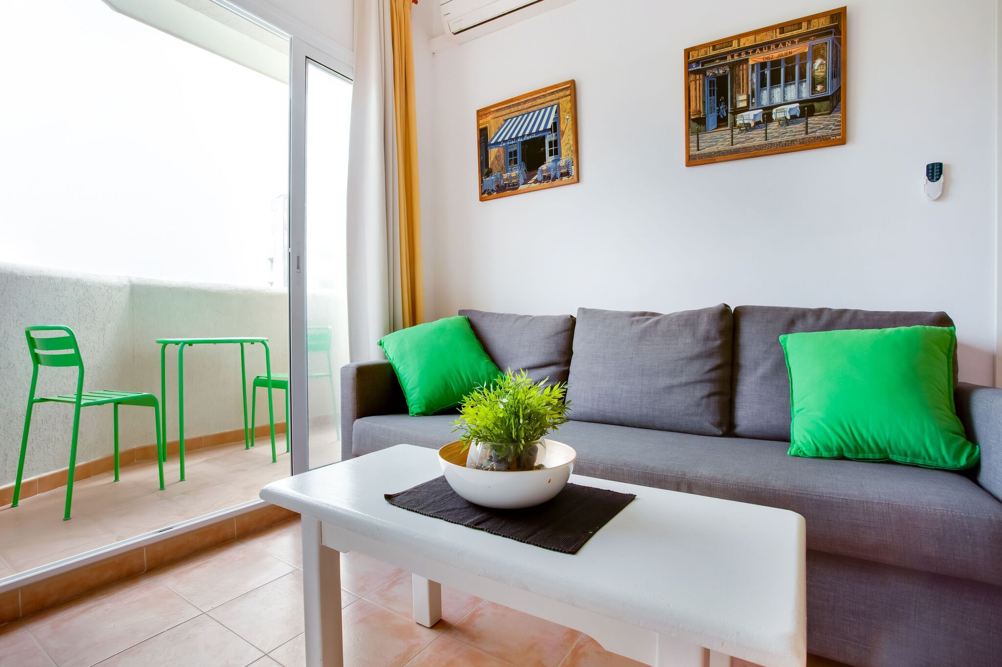 Scenic Apartment in Benalmadena with bubble bath, Fitness Room