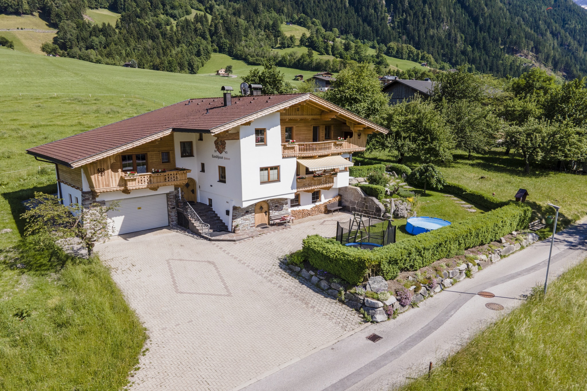 Treat yourself to a wonderful holiday in this beautiful 55 m² holiday apartment in Ramsau in the Zillertal. You'll spend your holiday surrounded by a beautiful mountain backdrop, in one of the most beautiful areas of the Zillertal.

Whether it's a pleasant hike, an action-packed excursion to one of the surrounding 3000 m peaks, an eventful day on one of the family mountains where fun is guaranteed, or a bike tour along the Ziller or to the various reservoirs of the Zillertal - there truly is something for everyone.

Many skiing areas in the vicinity offer great variety even in winter. If you don't want to miss out on skiing in summer, you can test out your skis on the Hintertaux Glacier.

The Mayrhofner Bergbahnen skiing area is 600 m away while the Zillertal Arena skiing area is 6 km away from our house. You can easily reach both skiing areas via the free ski bus departing from the bus stop 100 m away.

The kitchen diner comes fully equipped and is perfect for a cosy get-together.

You can relax and unwind and escape from everyday life in the cosy bedrooms.

The bathroom has a shower, WC and sink.

A flat-screen TV and high-speed WiFi are available to our guests free of charge; you can also borrow some board games.

The flat has a large balcony with a panoramic view of the Upper Zillertal.

For a perfect end to the day you're welcome to borrow a barbecue from the owners.

The flat includes one free parking space right in front of the house.