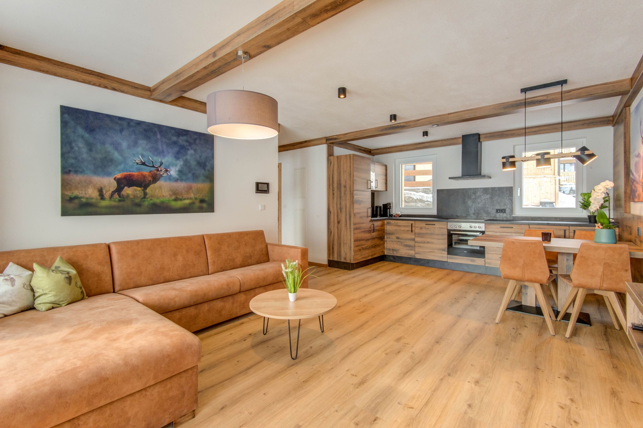 This property is a 4+ star accommodation - It is a large luxury apartment on a unique location on the slopes and beautiful interiors. Ideal for luxury vacations with family and friends.

There is a shopping service and via the resort's app you can place a reservation at one of the nice restaurants. Ski and hiking tours are organized from the resort and event tickets are available at the service desk/bar. You can also rent bicycles.

Savor breakfast service in the room (at the price included) from 7:00 am or make your choice at the bar from 7:30 am to 10:30 pm. The apartments are equipped with Ritual products and there is also a Rituals shop at the resort, as well as a wine shop, a bistro and a rural shop with products from the region. Children can have fun in the game room (deposit required) and you can park your car on site (electric charging points for a fee).

We would like to receive your flight number and license plate before arrival to make your holiday as smooth as possible.