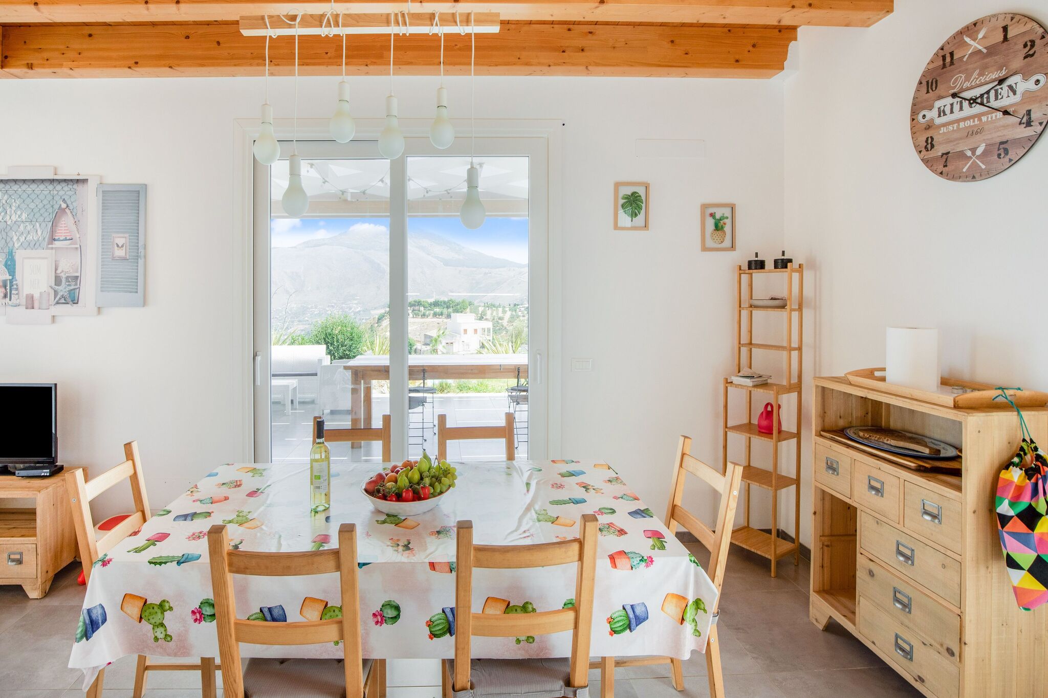 Maison de vacances confortable à Castellammare del Golfo avec jardin