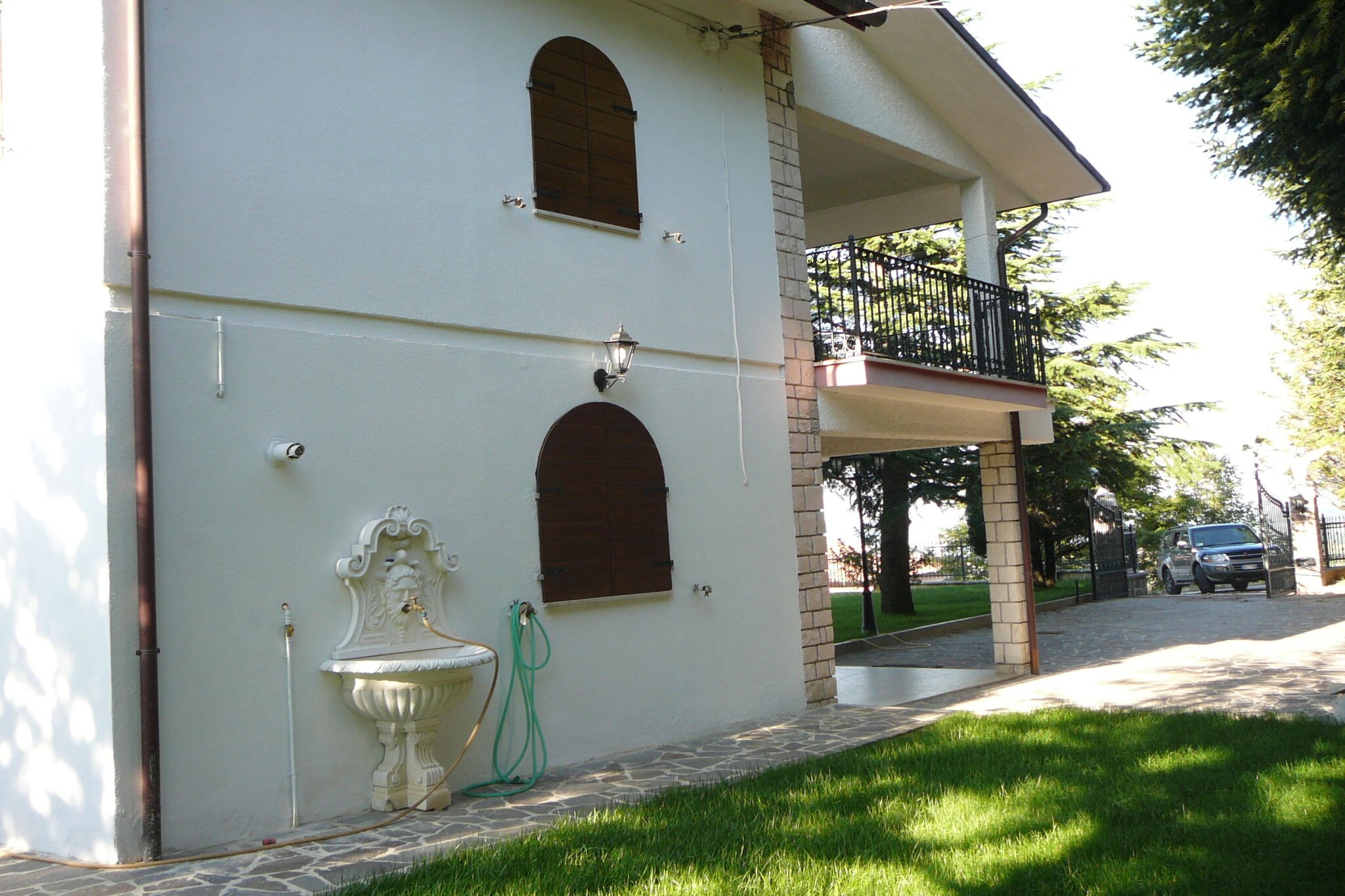 Exterior Summer
