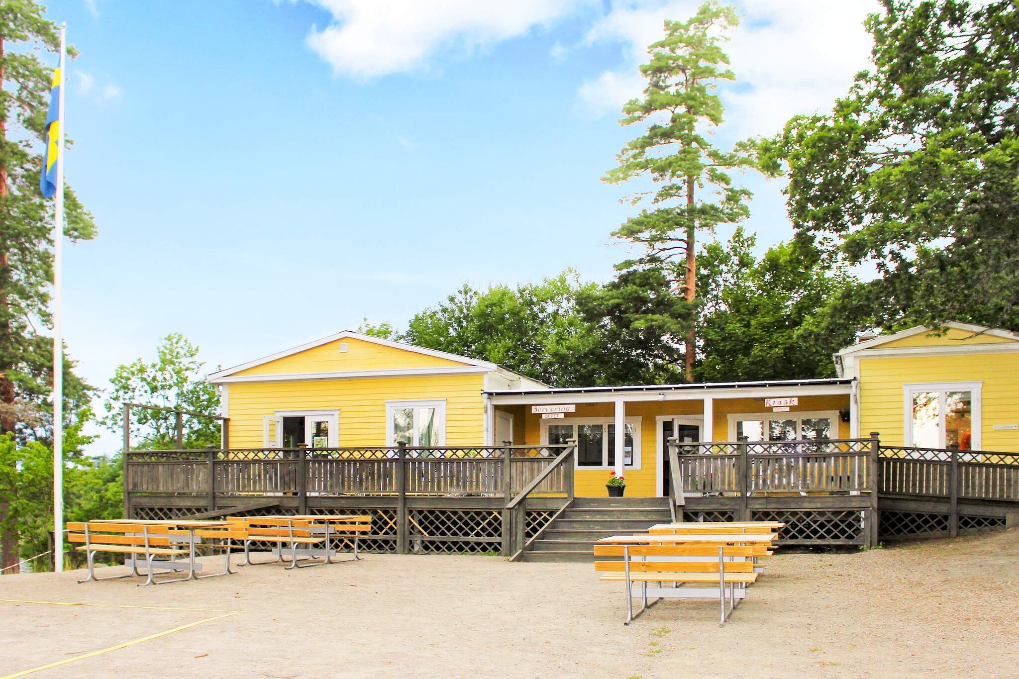 6 person holiday home in TROLLHÄTTAN - Untagged