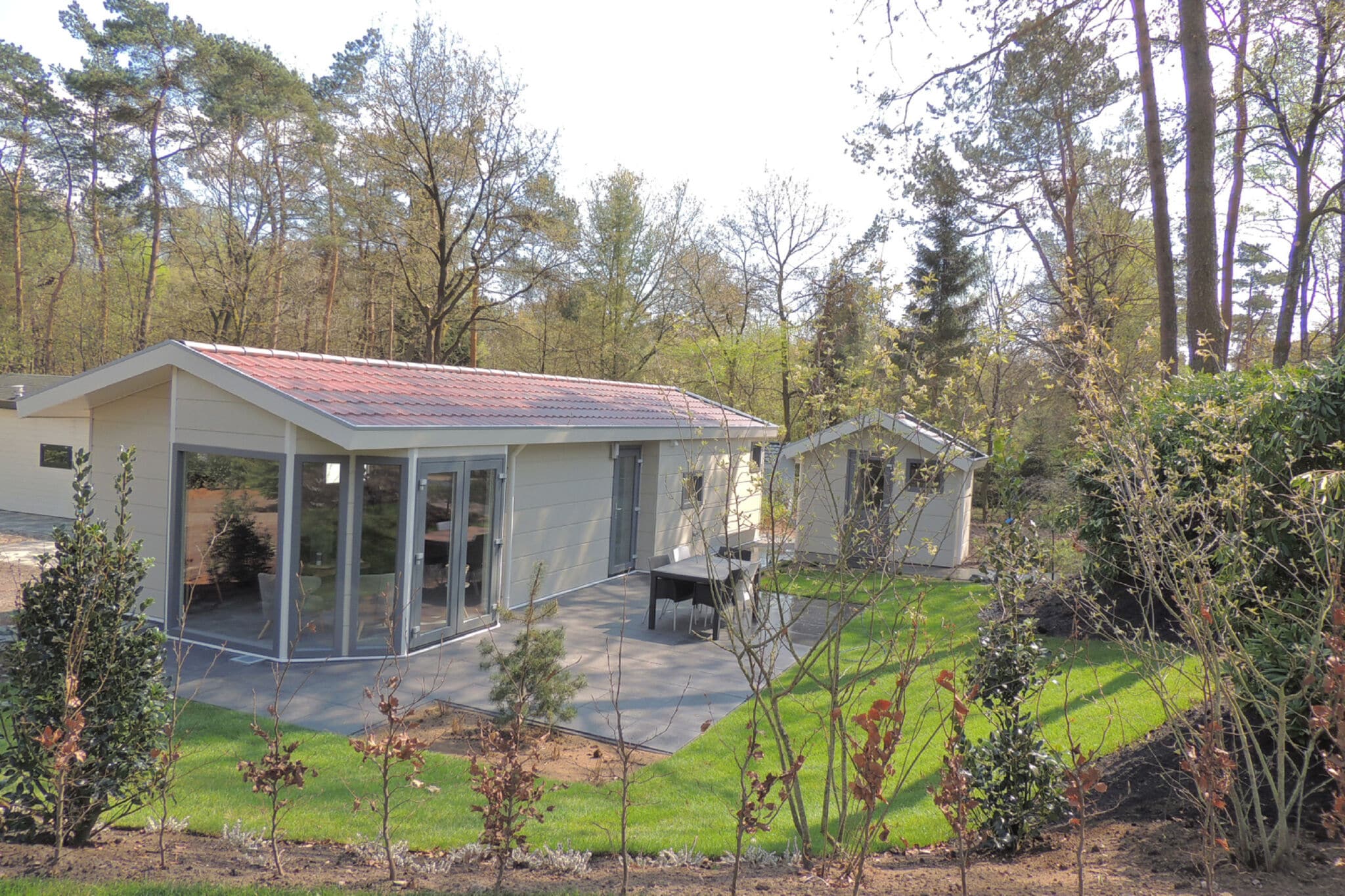 Atmospheric chalet with terrace in the middle of the Veluwe