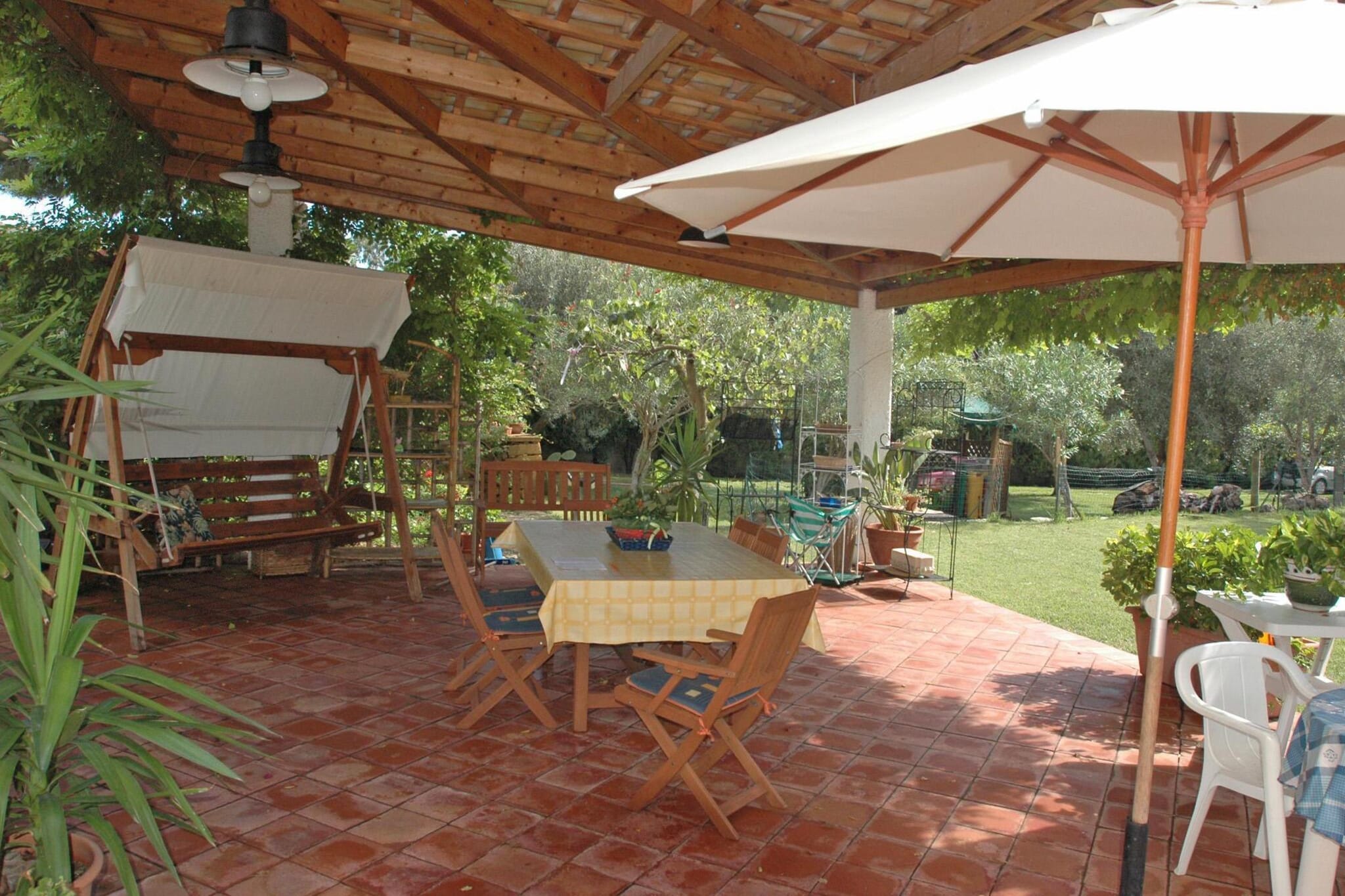 Holiday home Fanusa-Casa Fanusa mit Privatpool-Terrasbalkon