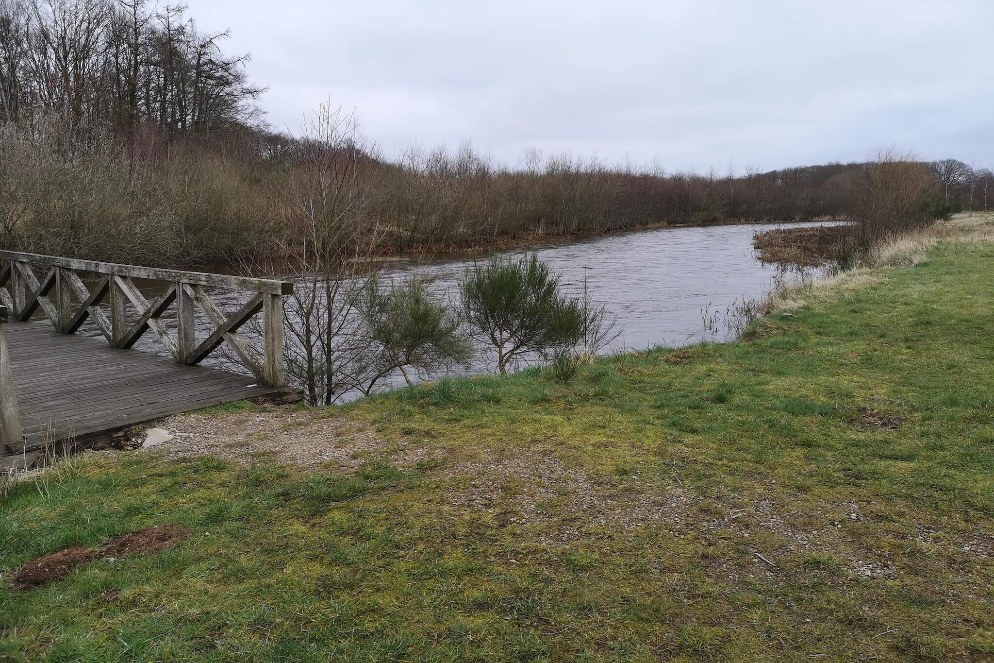 Vakantiehuis met zwembad in Ansager - Waterzicht
