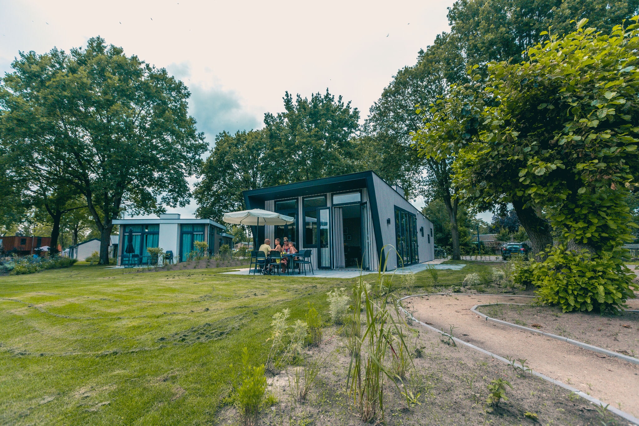 Modern chalet only 2 km of the Efteling