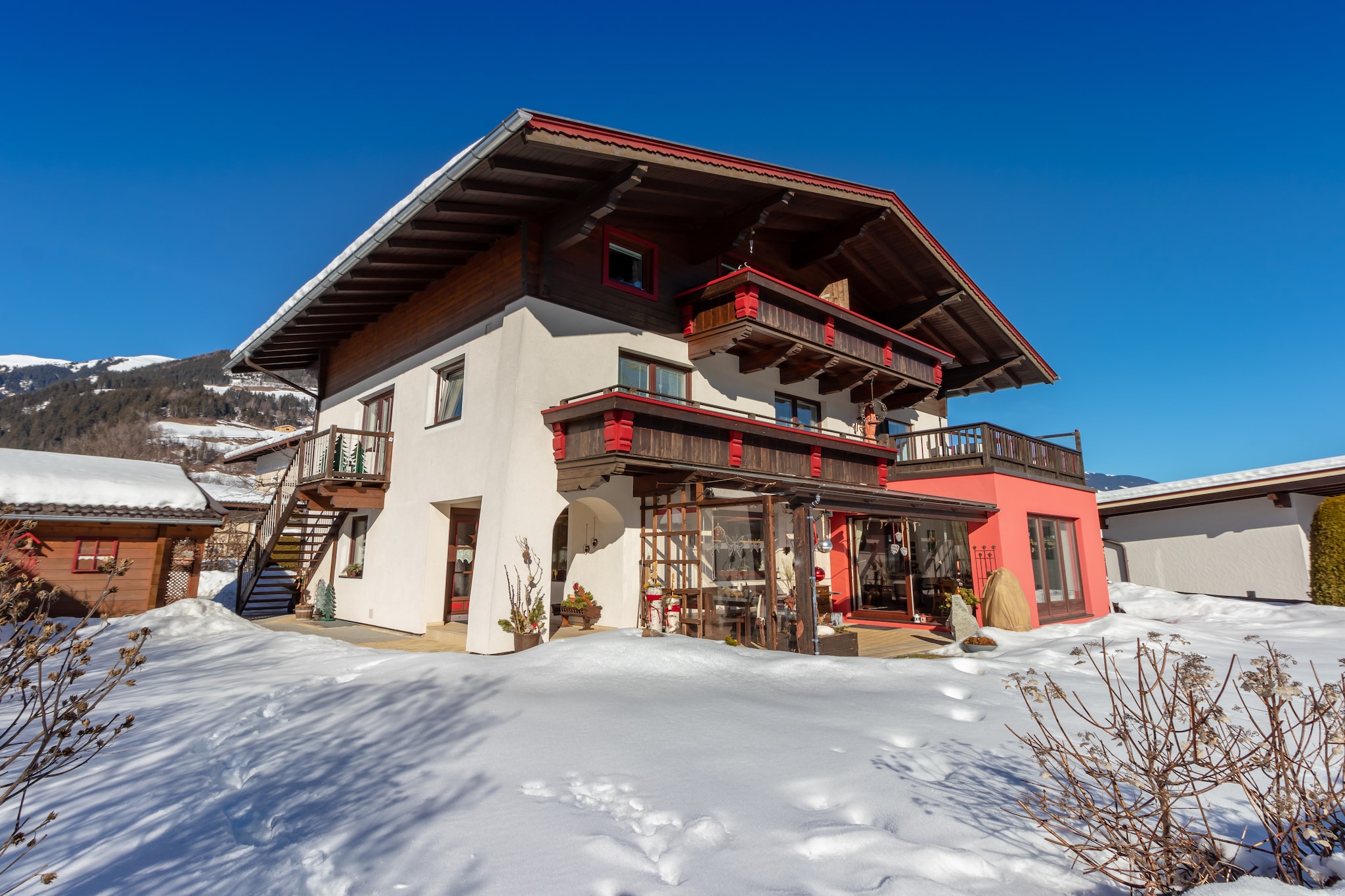 Exterior Winter