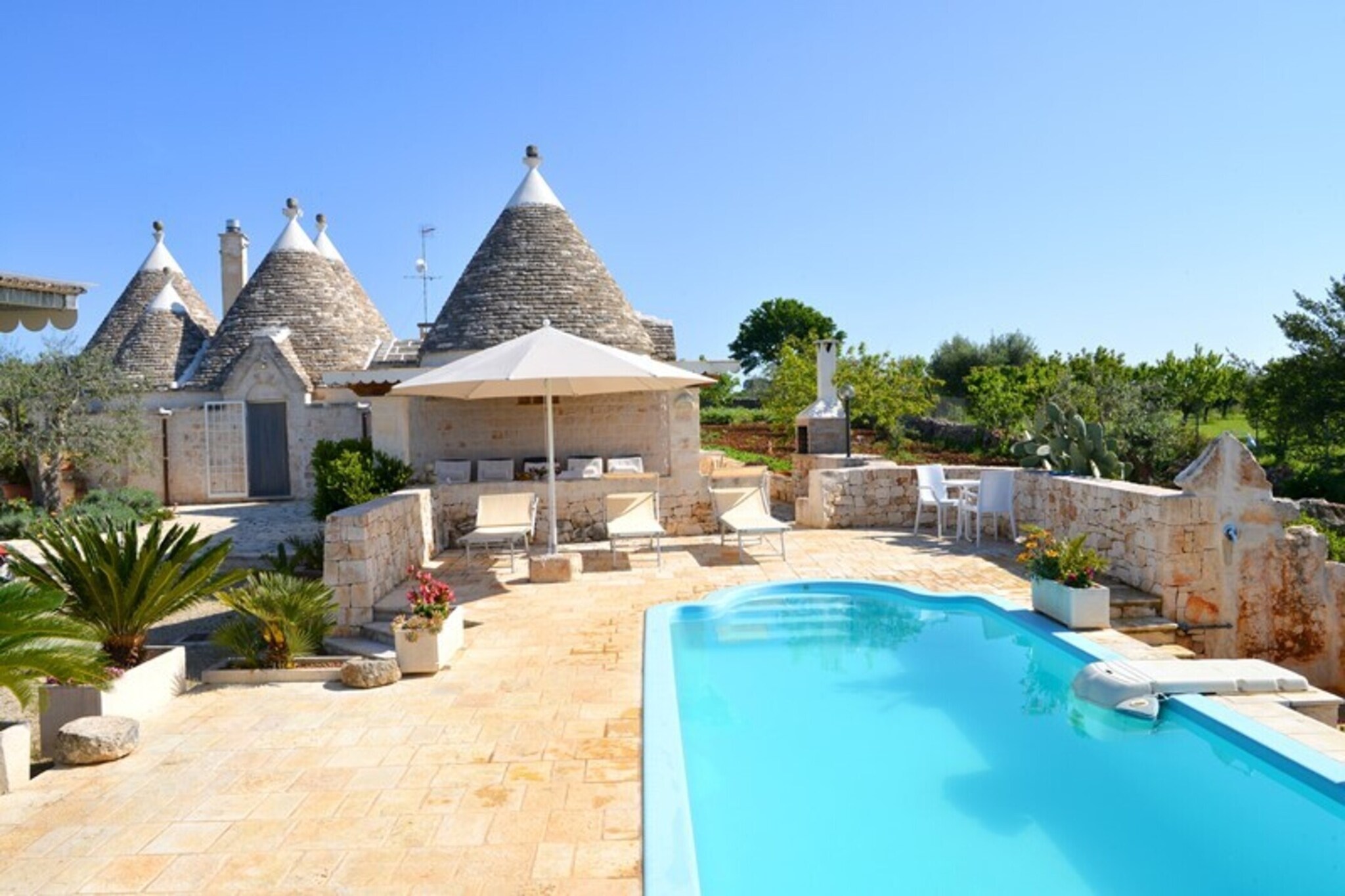 Holiday home Cisternino-Trullo Ulivo Antico-Zwembad