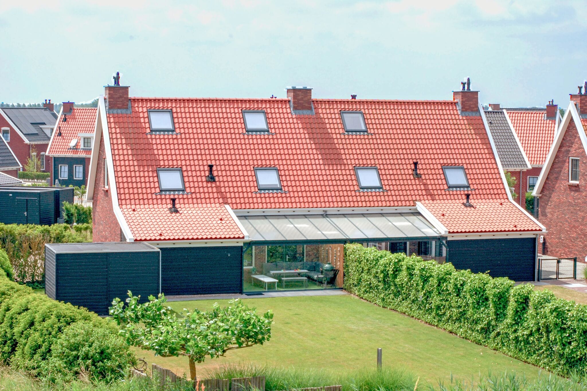 Beautiful holiday home with bubble bath and sauna in a quiet area in Zeeland.