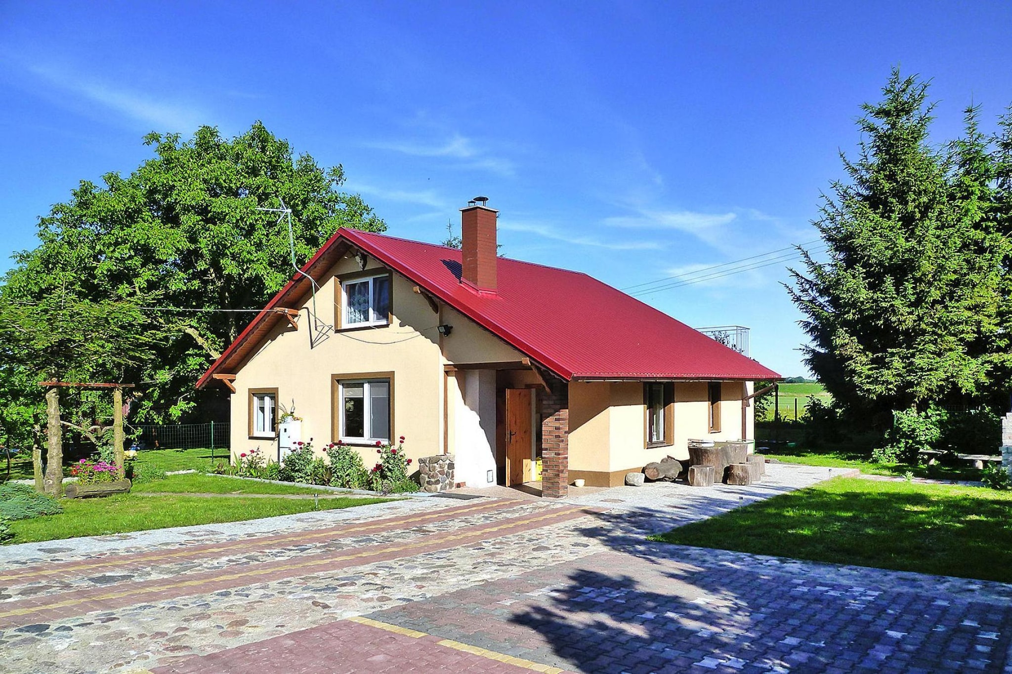 Exterior Summer