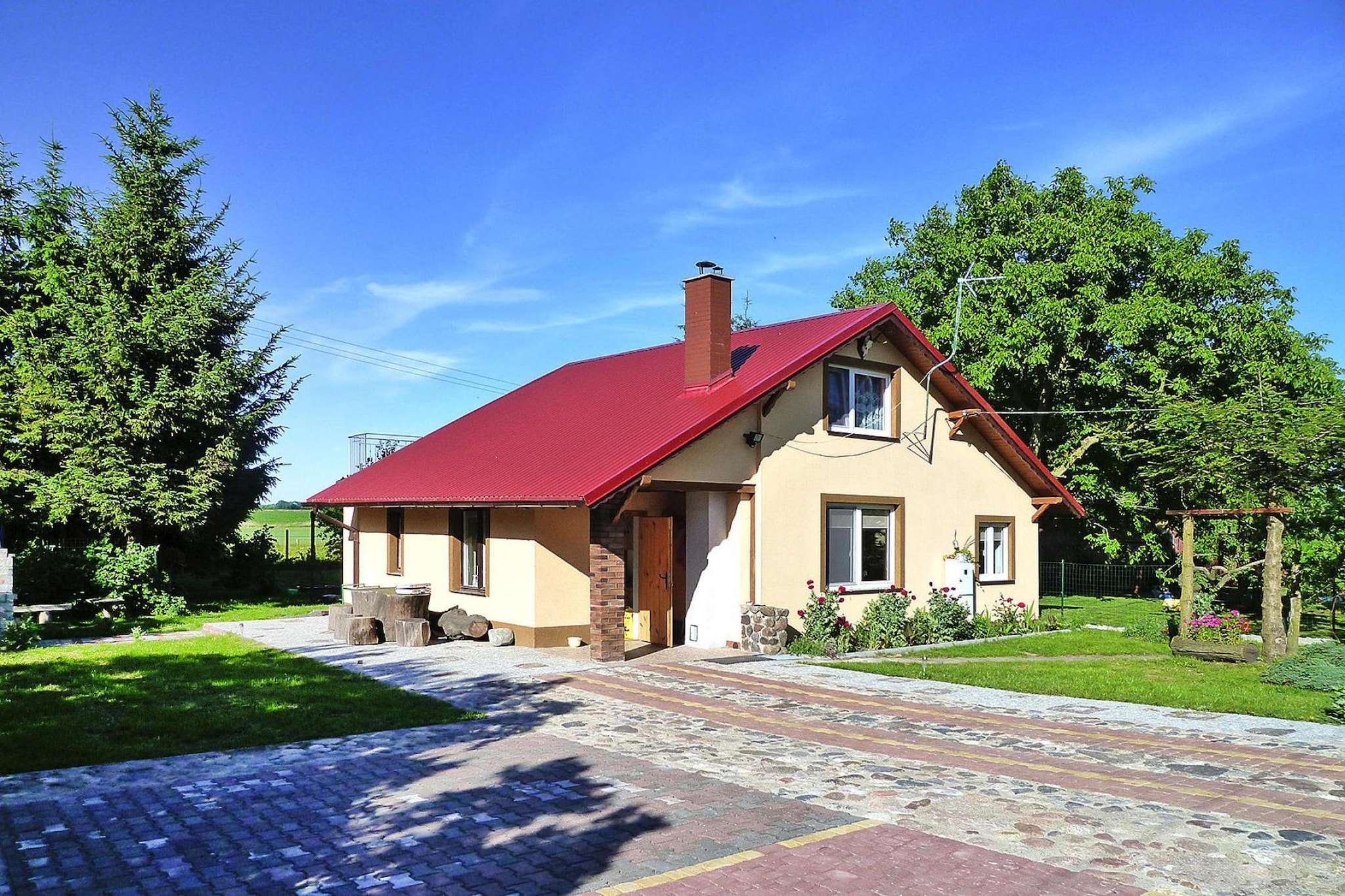 Exterior Summer