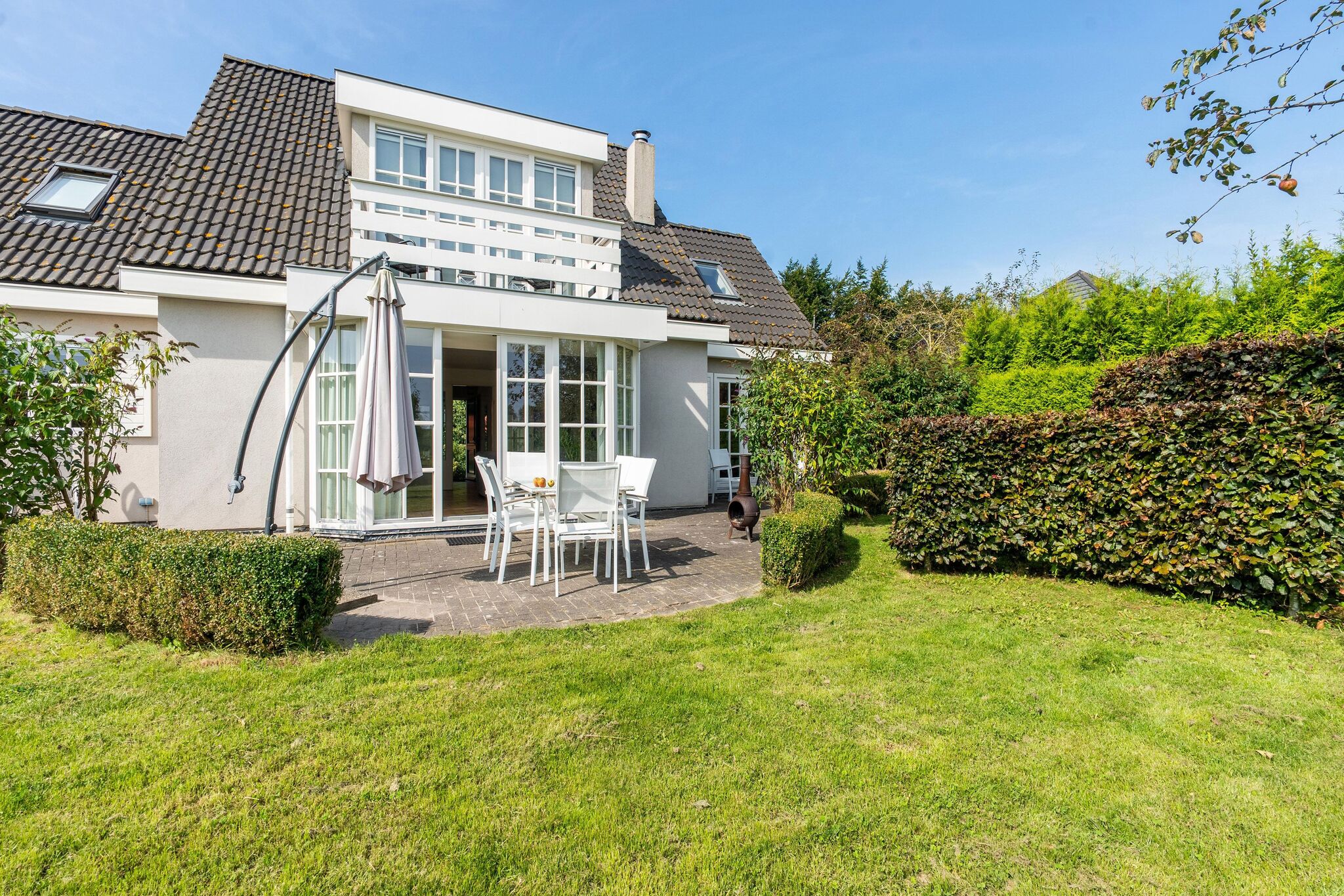 Exclusive villa in Zeewolde with a terrace