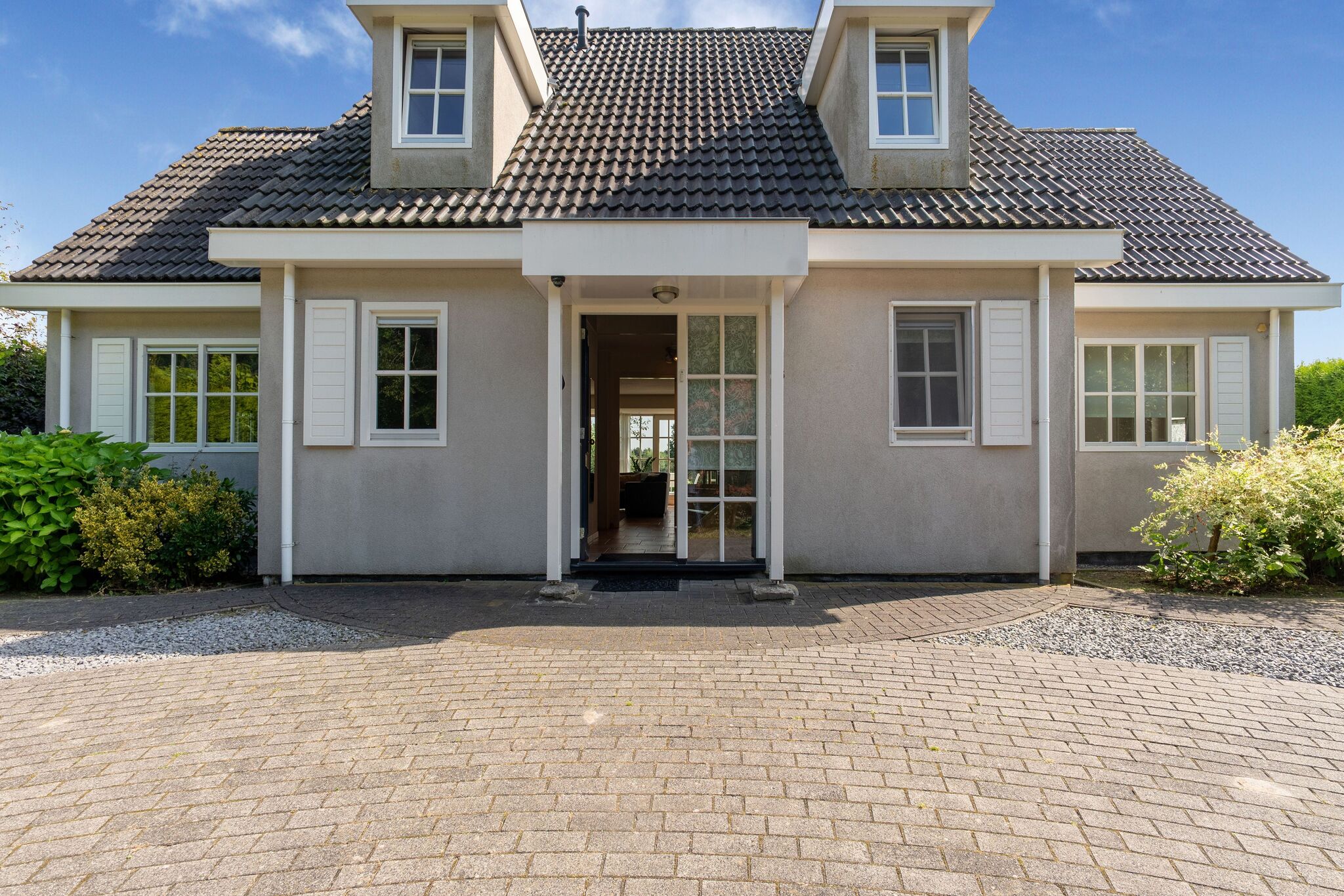 Exclusieve villa in Zeewolde met ruim terras