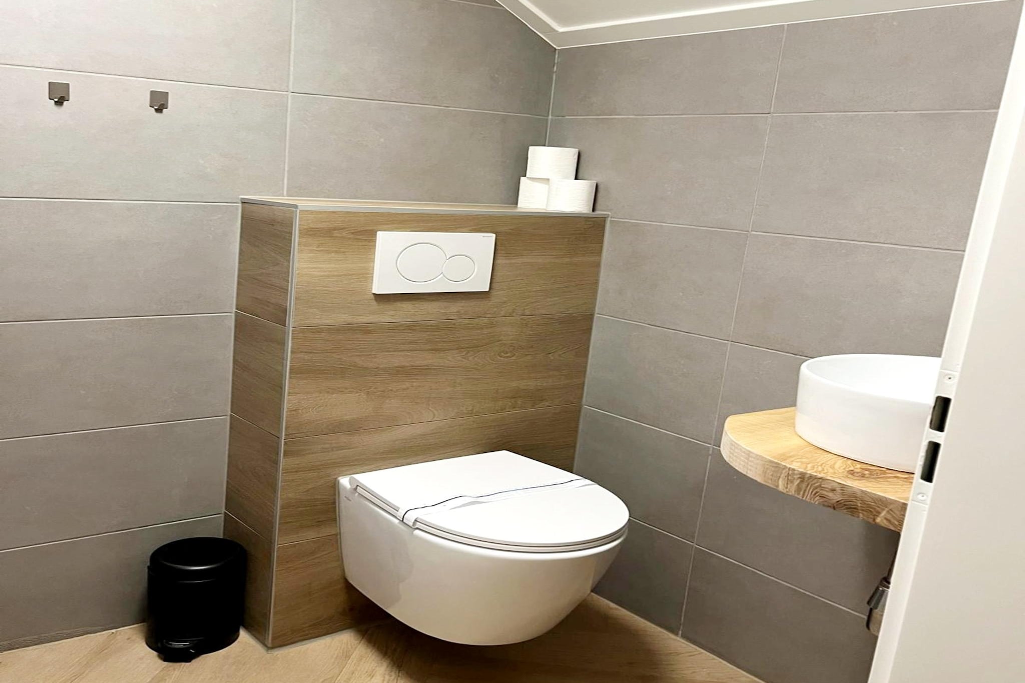 Valleyview Cottages - NR13-Badkamer