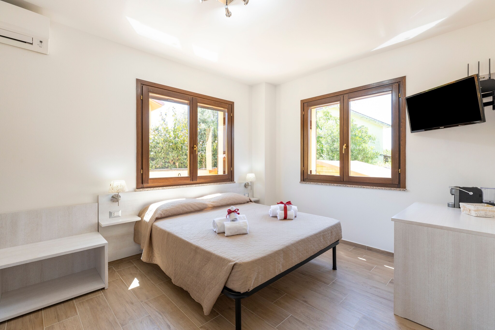 Apartment with exclusive swimming pool