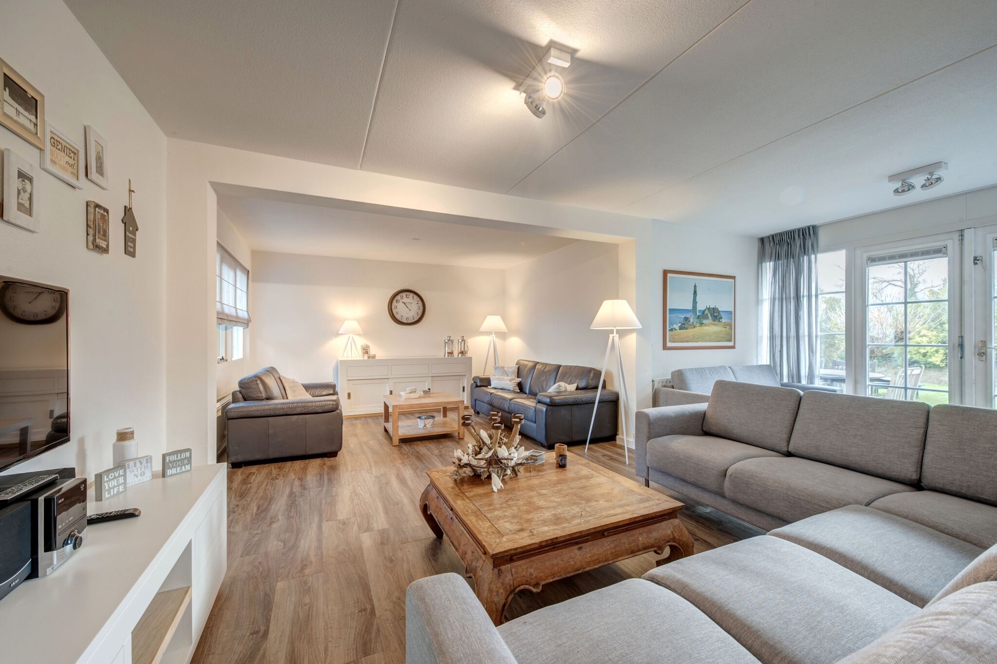 Restyled villa, sea at just 1 km., in cozy Domburg