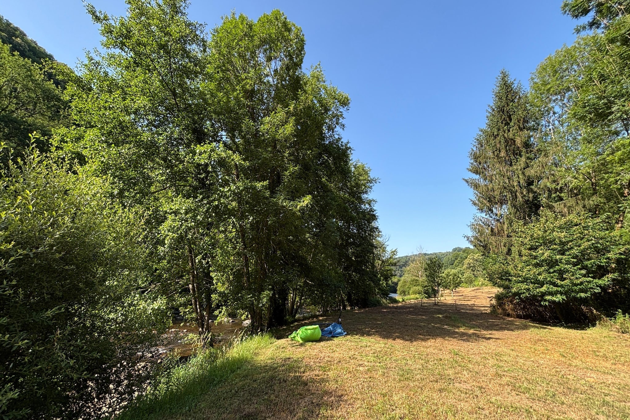 Les Rives de Vézère - Tuinen zomer