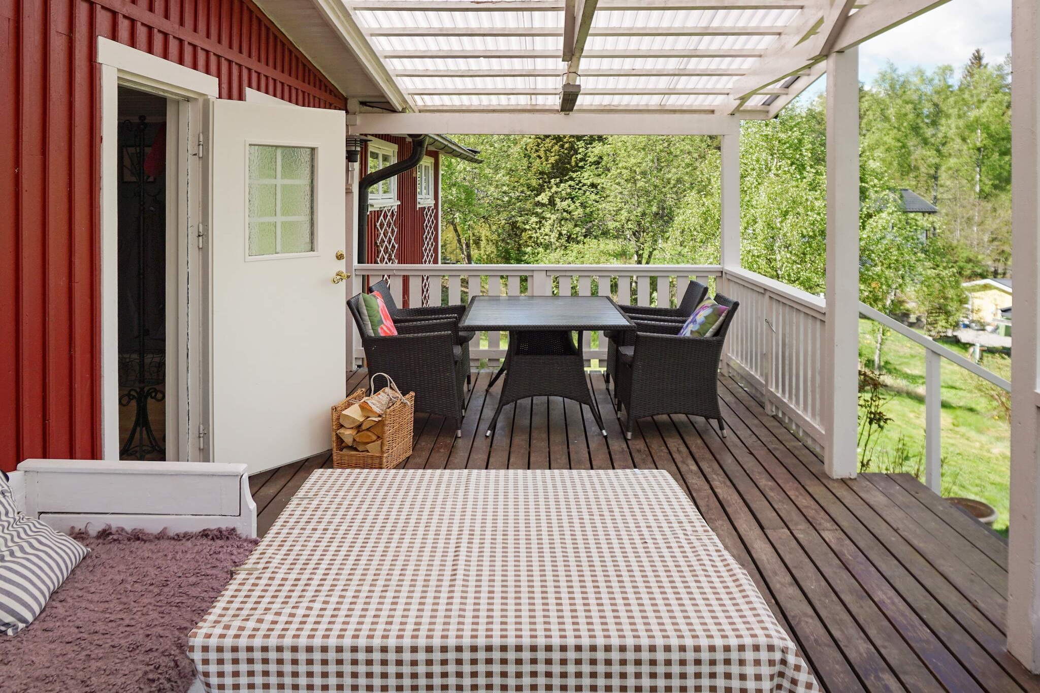 5 person holiday home in STRÃ„NGNÃ„S-By Traum