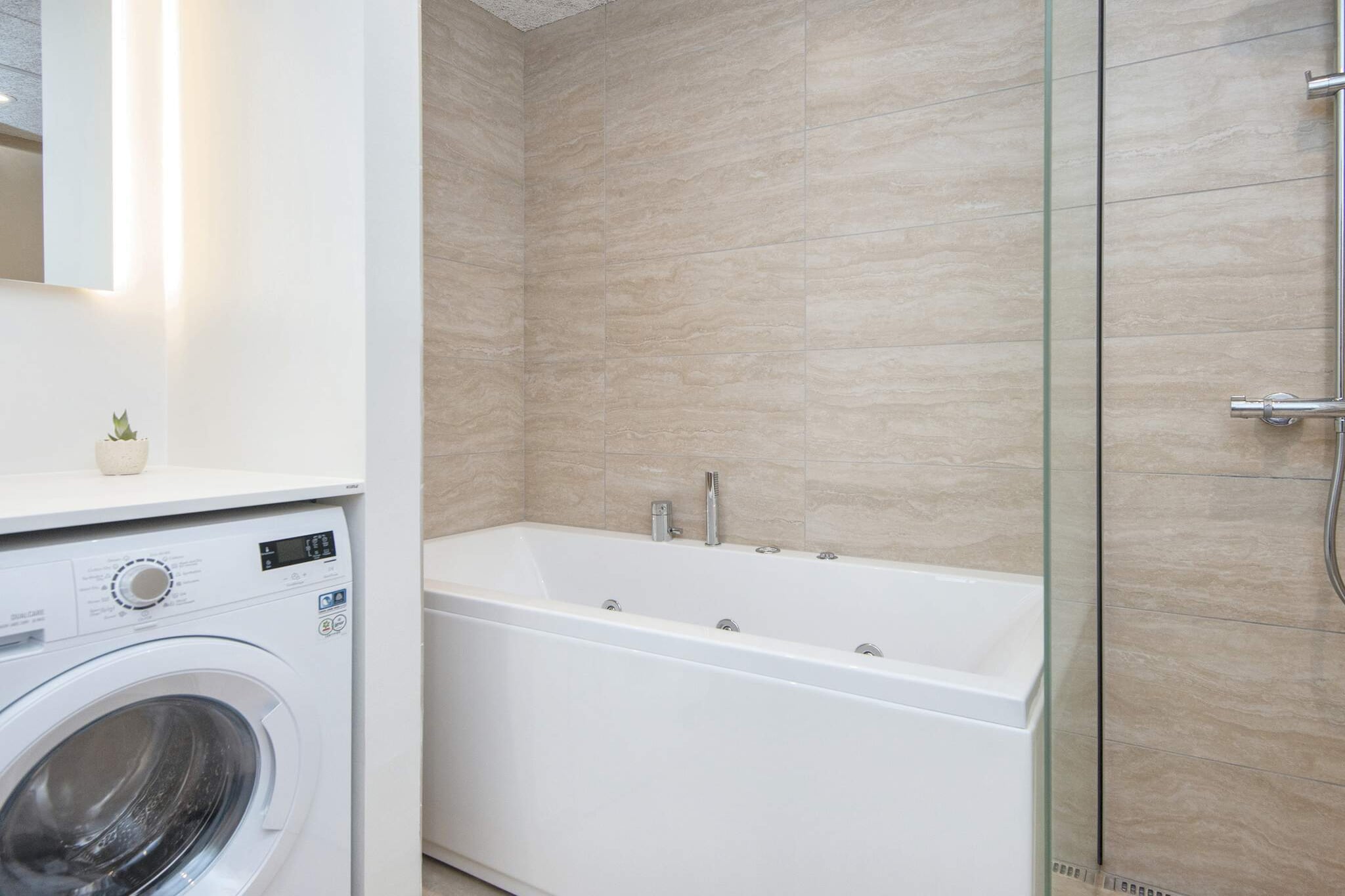 4 Personen Ferienhaus in Ringkøbing-By Traum - Wellnessbereich