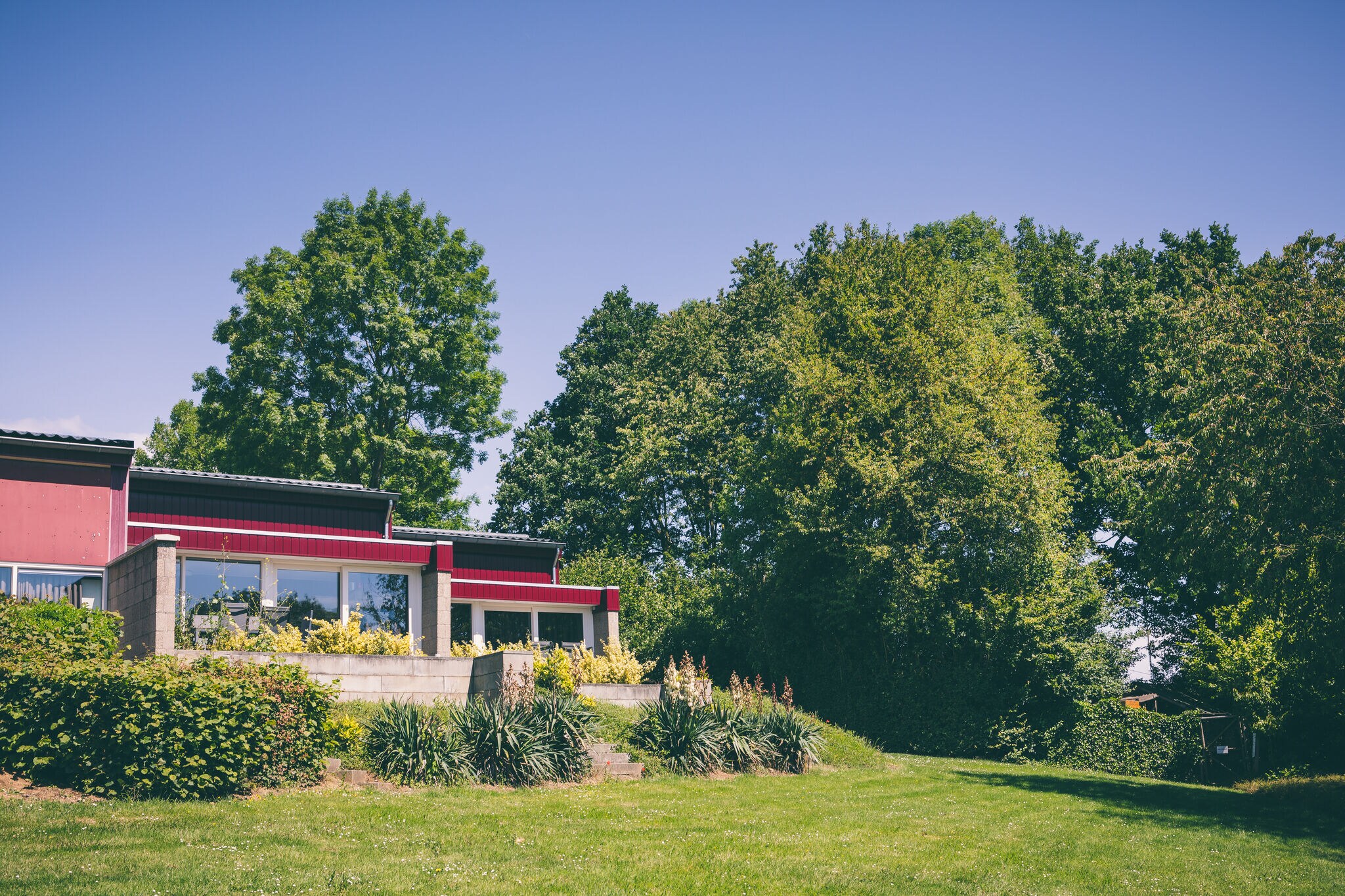 Fijne bungalow met sauna en bubbelbad, op een vakantiepark, 4 km. Valkenburg