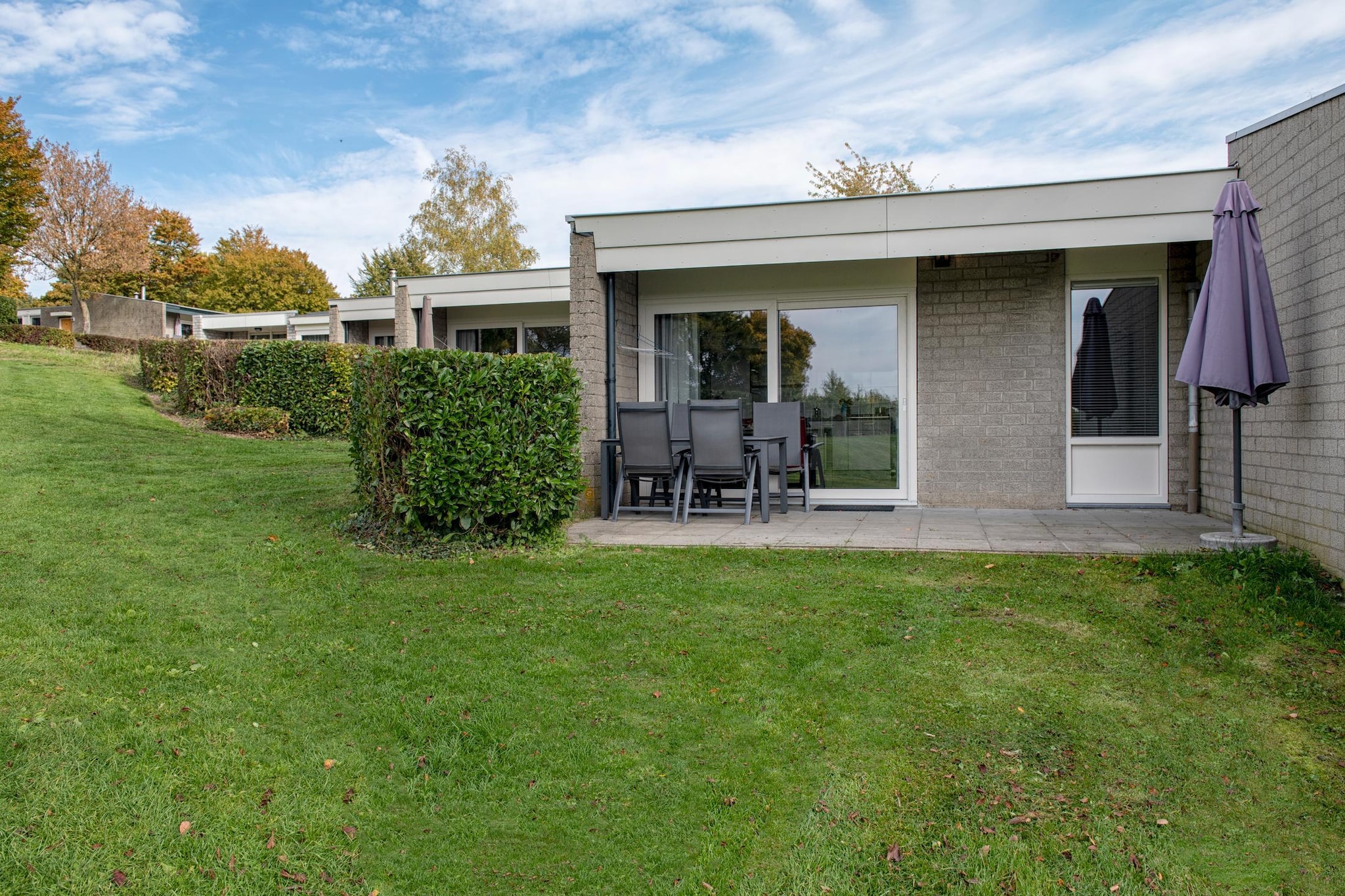 Bungalowpark Schin op Geul 15-Buitenkant zomer