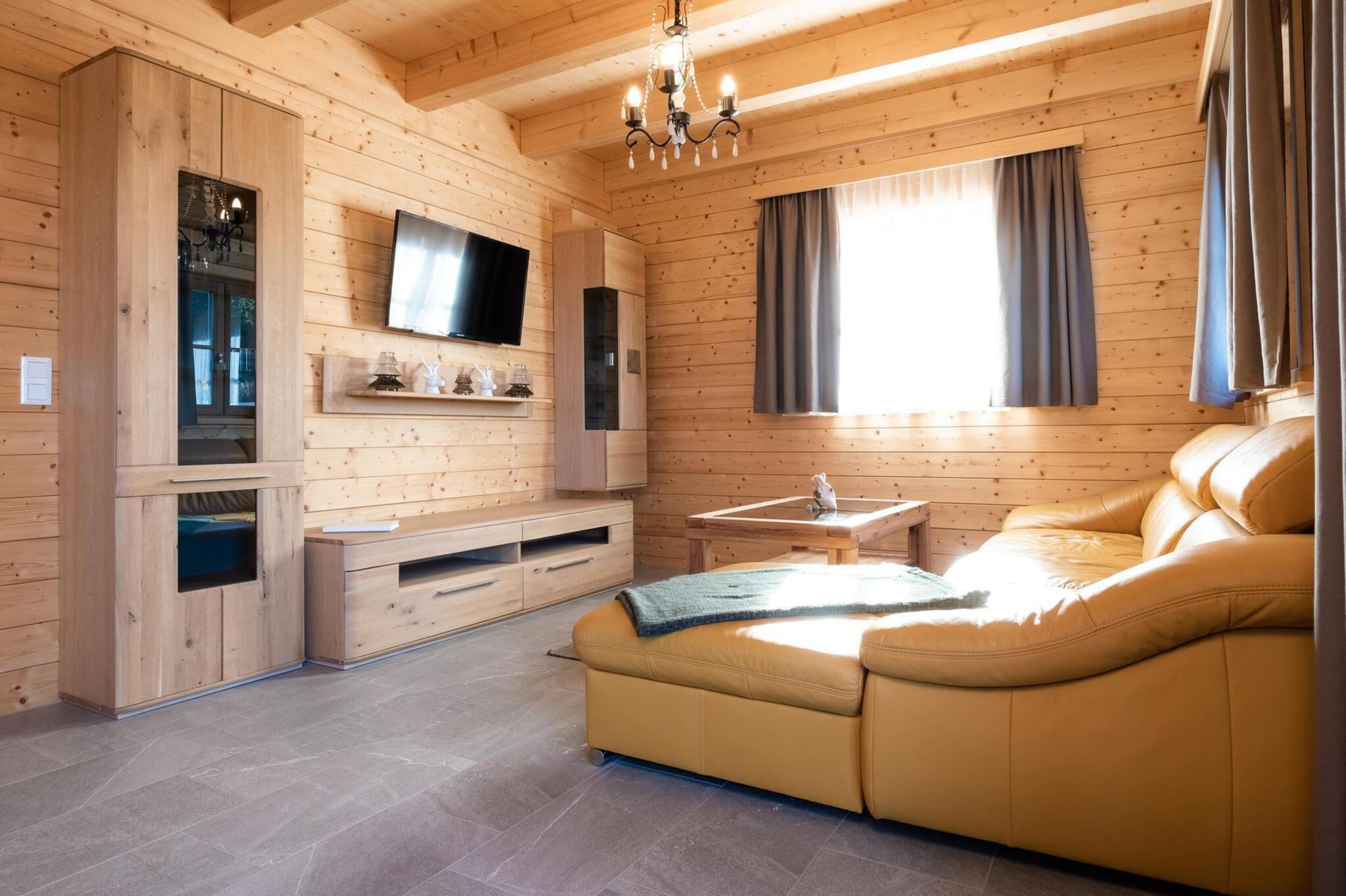 Koralpe - Enzian/Almrausch-Wohnzimmer