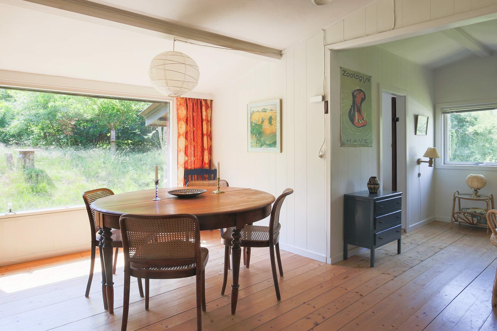 open kitchen(cooker(electric), coffee machine, fridge-freezer), Living/bed room(single bed, TV, chromecast), bedroom(double bed), bathroom(bathtub or shower, washbasin, toilet), heating(electric), terrace, BBQ, air to air heatpump