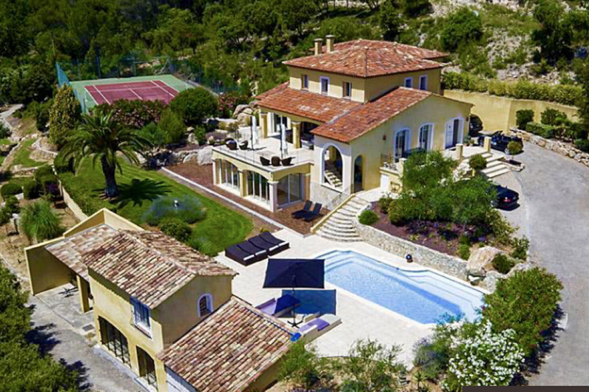 Villa exclusive à Lorgues avec piscine privée