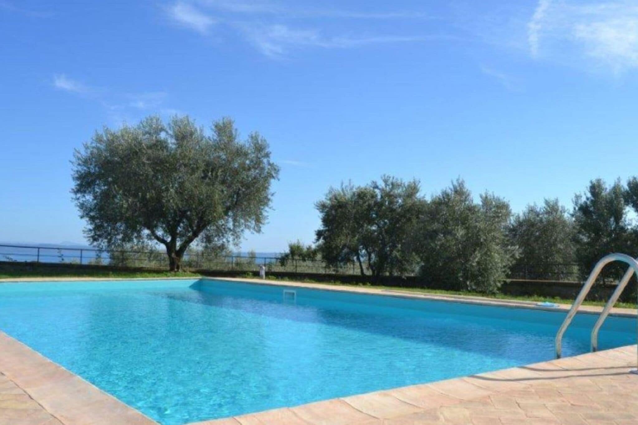 Appealing Holiday Home in Grotte di Castro with Heated Pool