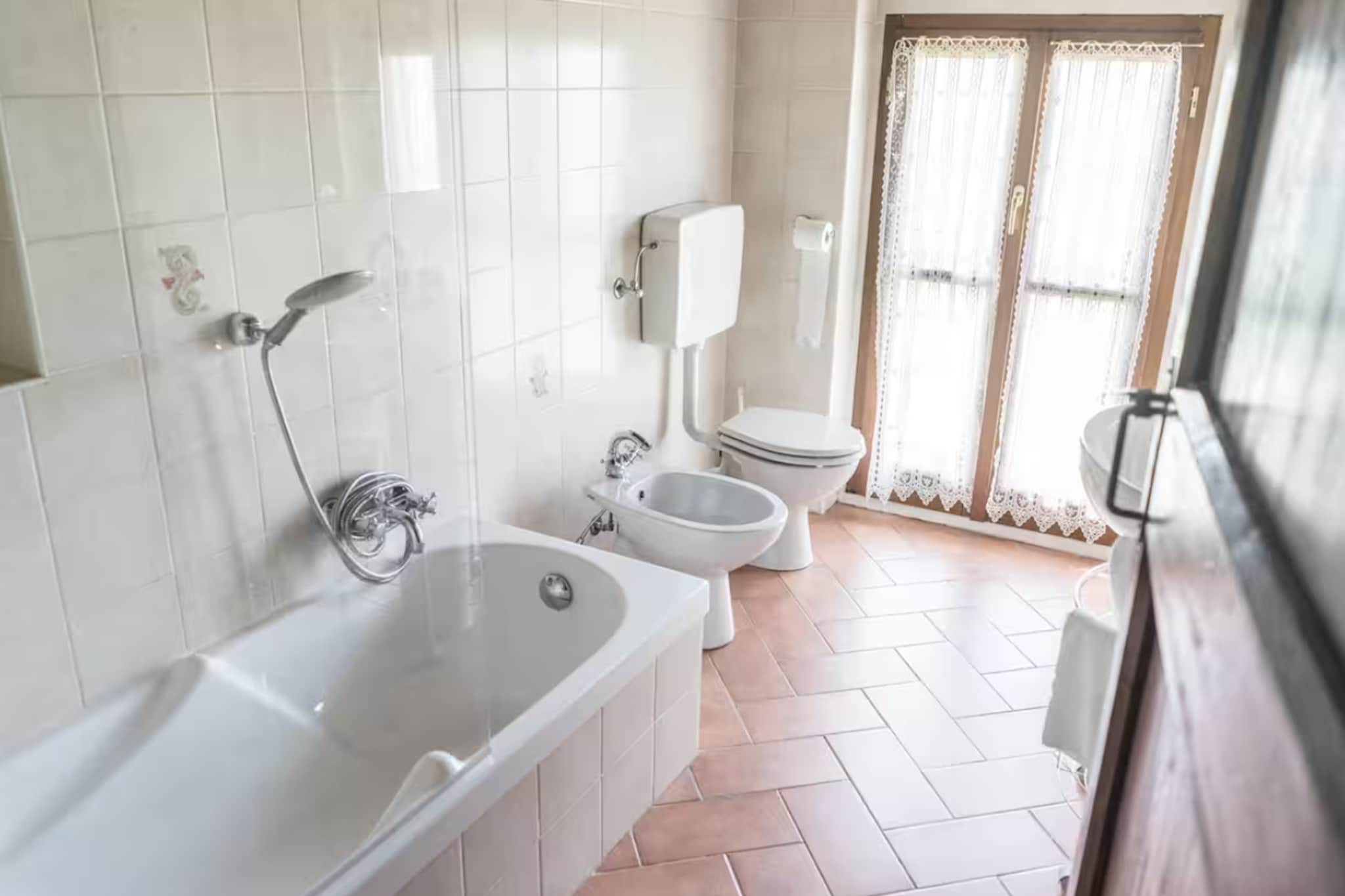 Cascina Tabia-Bathroom