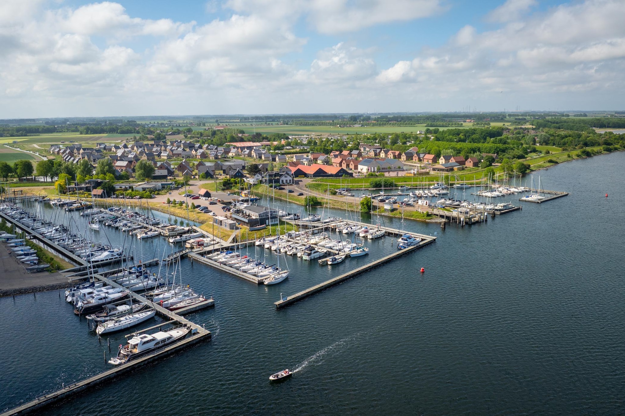 Park Veerse Kreek 4-Areas within 20km in summer