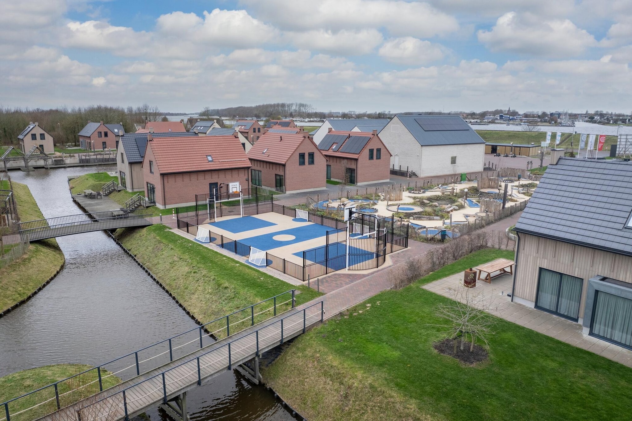 Park Veerse Kreek 4-Areas within 5km in summer