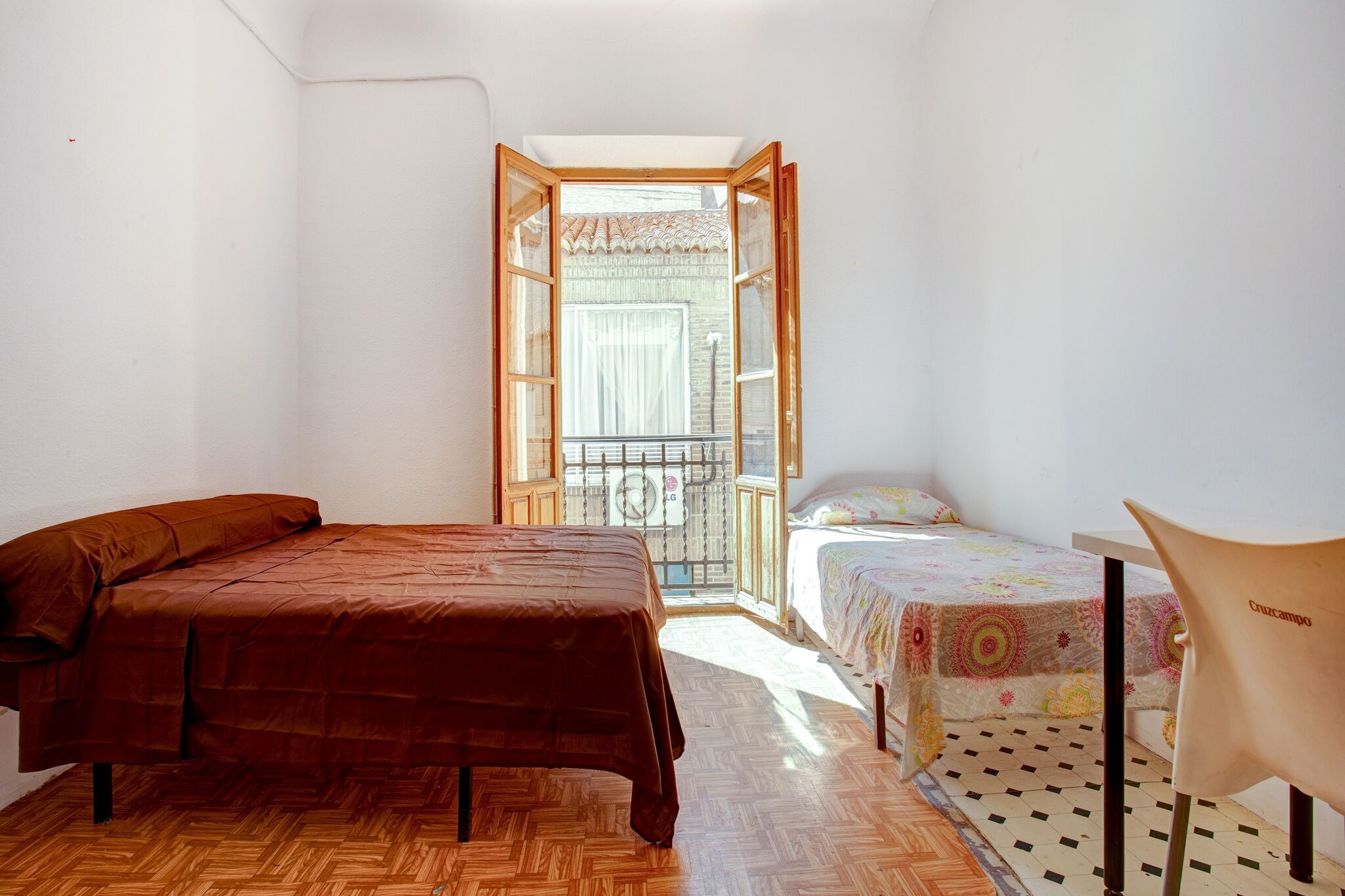Fijn vakantiehuis in Granada met een terras