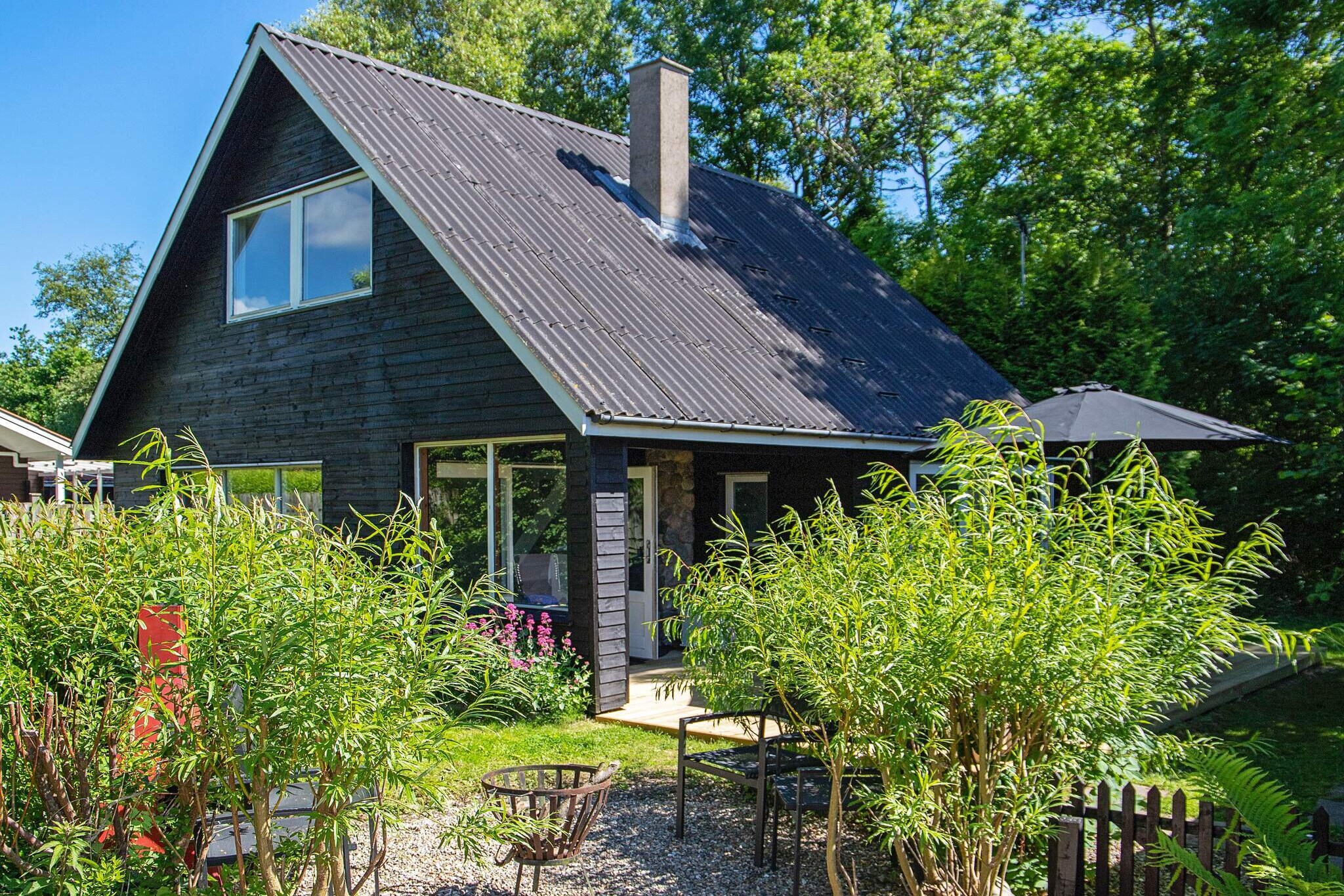 5 person holiday home in Frørup-By Traum