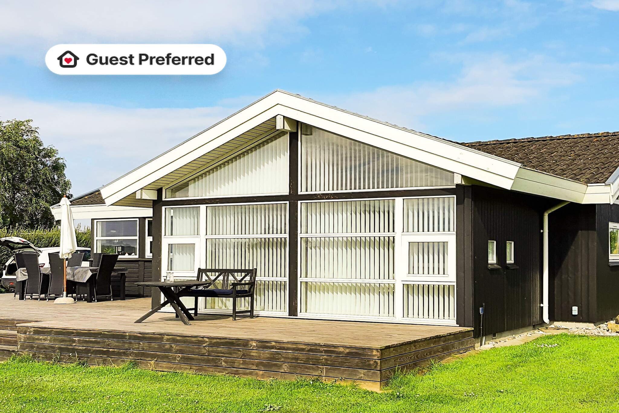 Ruim toevluchtsoord met fjordzicht -- By Traum Ferienwohnungen-Buitenlucht