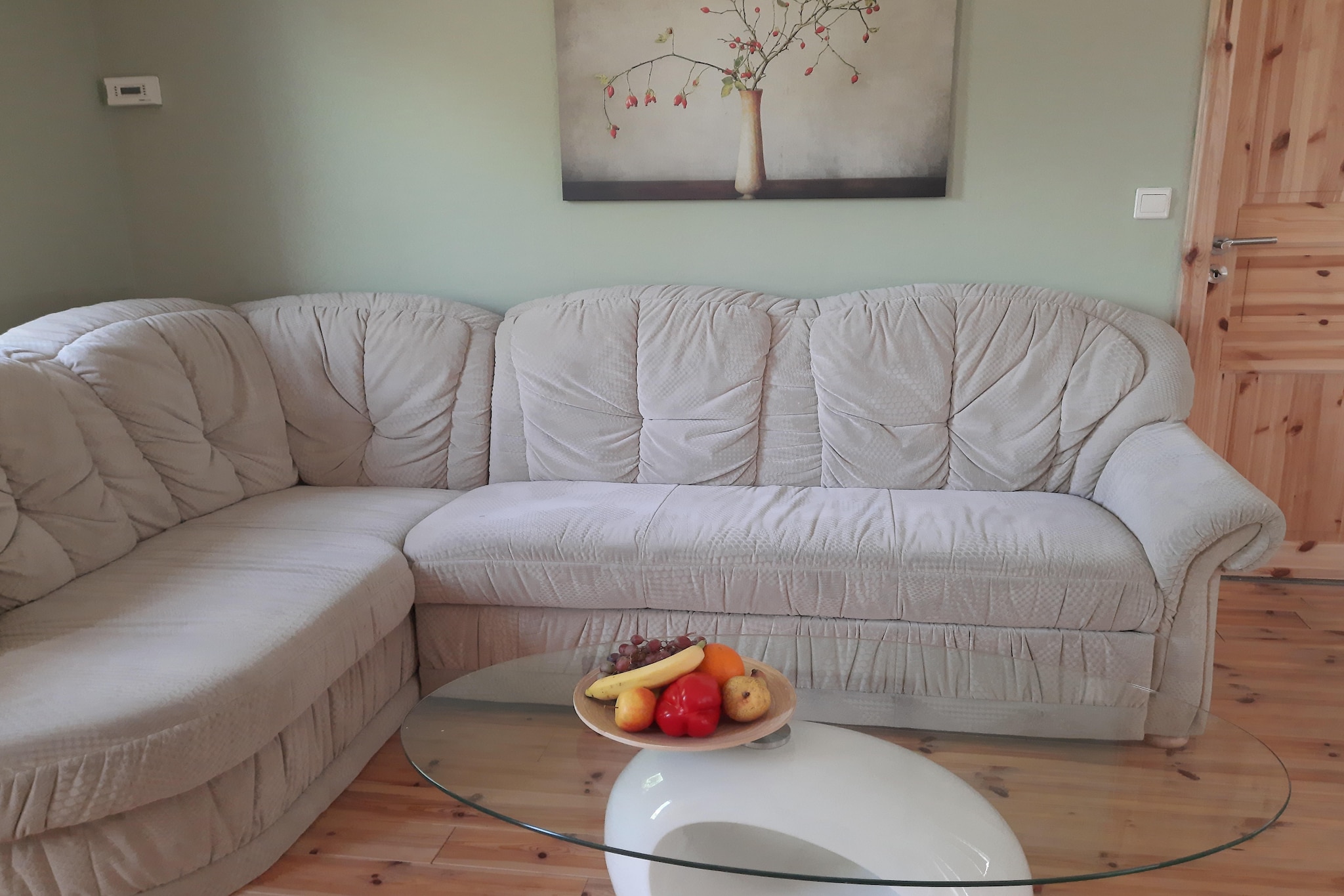 Bungalow 6 Waren-Salon