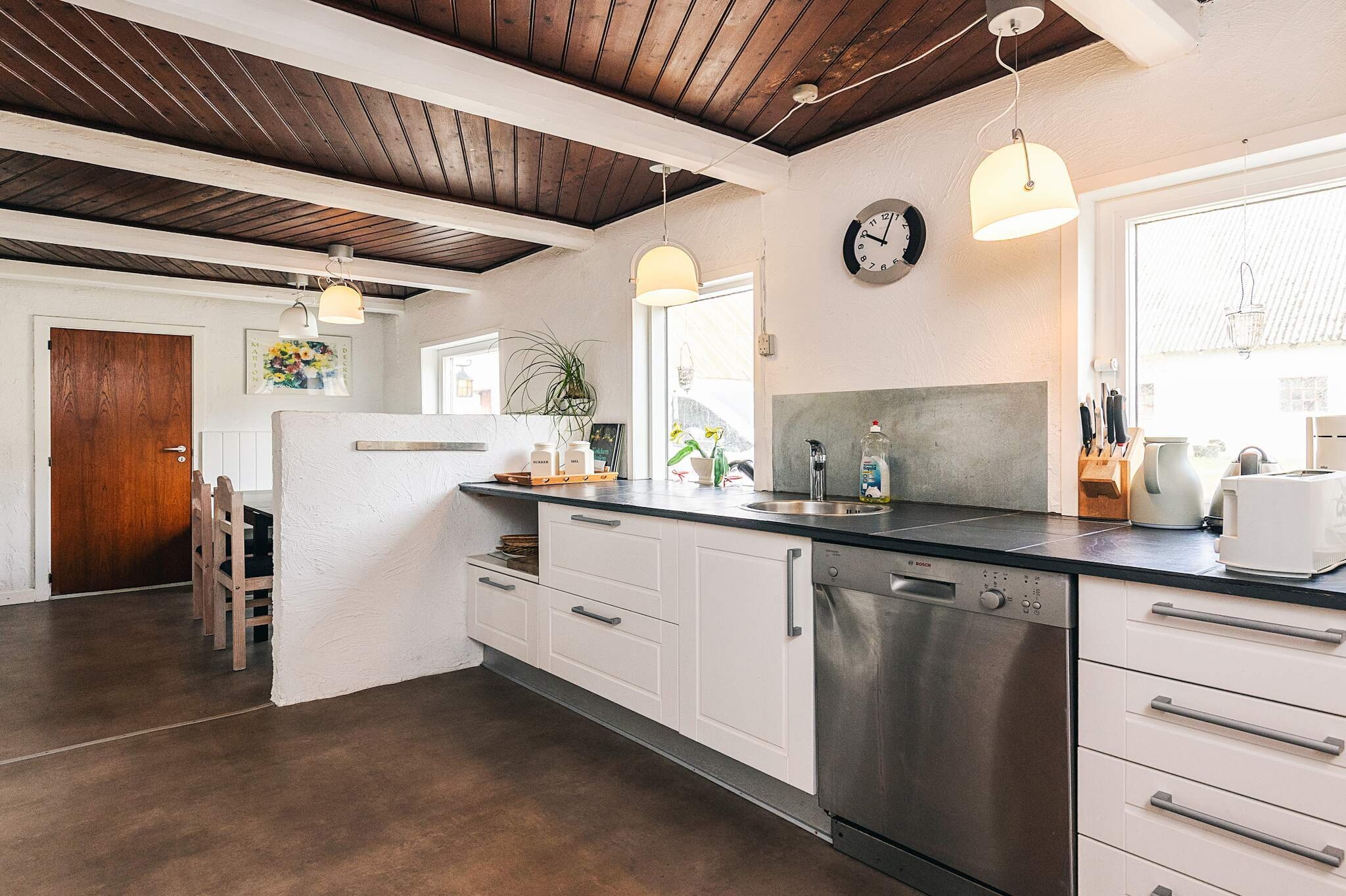 Rustiek huisje met open haard - Binnen