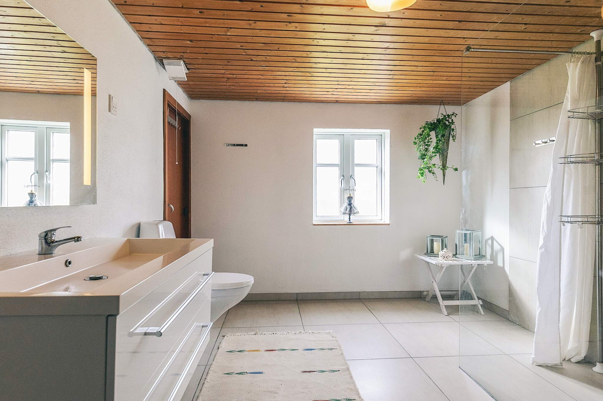 Rustiek huisje met open haard - Binnen