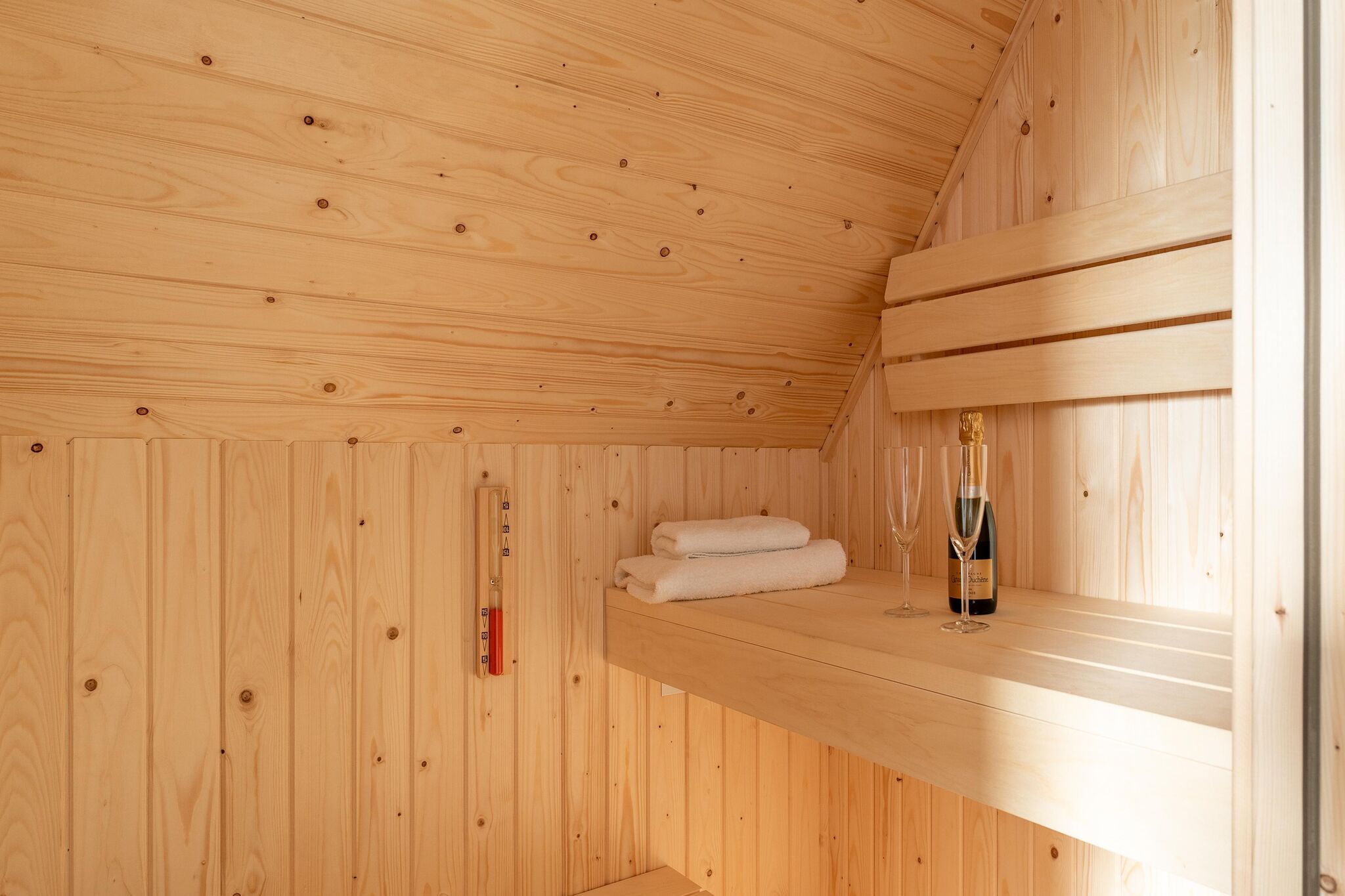 Modernes Ferienhaus am Meer mit Sauna