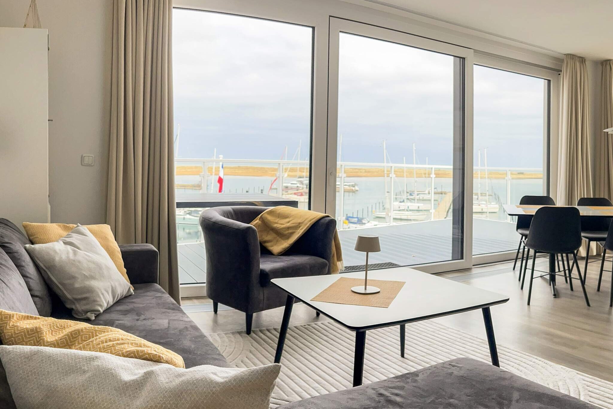 Hoogwaardig appartement in de eerste rij - Binnen