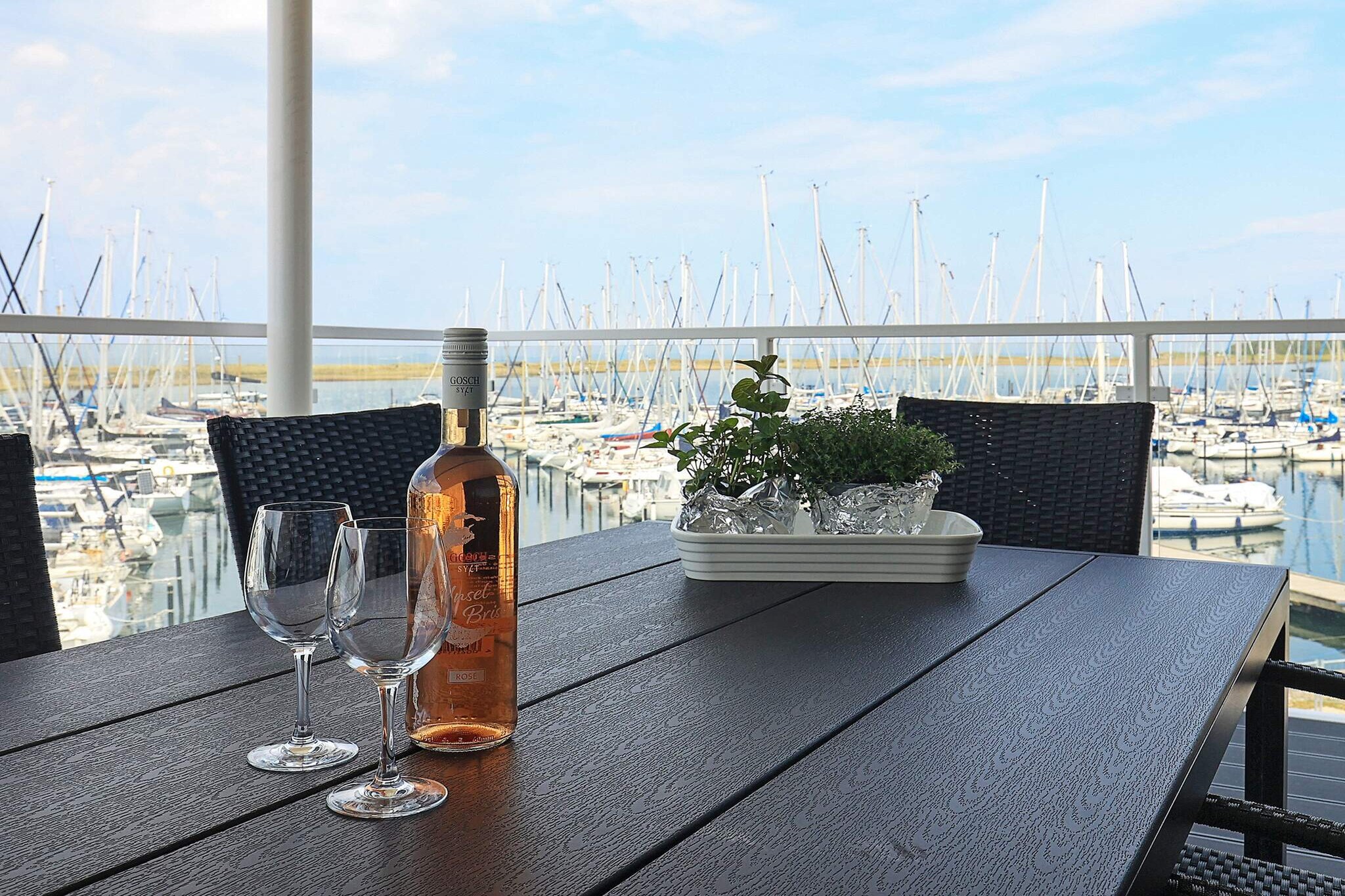 6 person apartment in Wendtorf