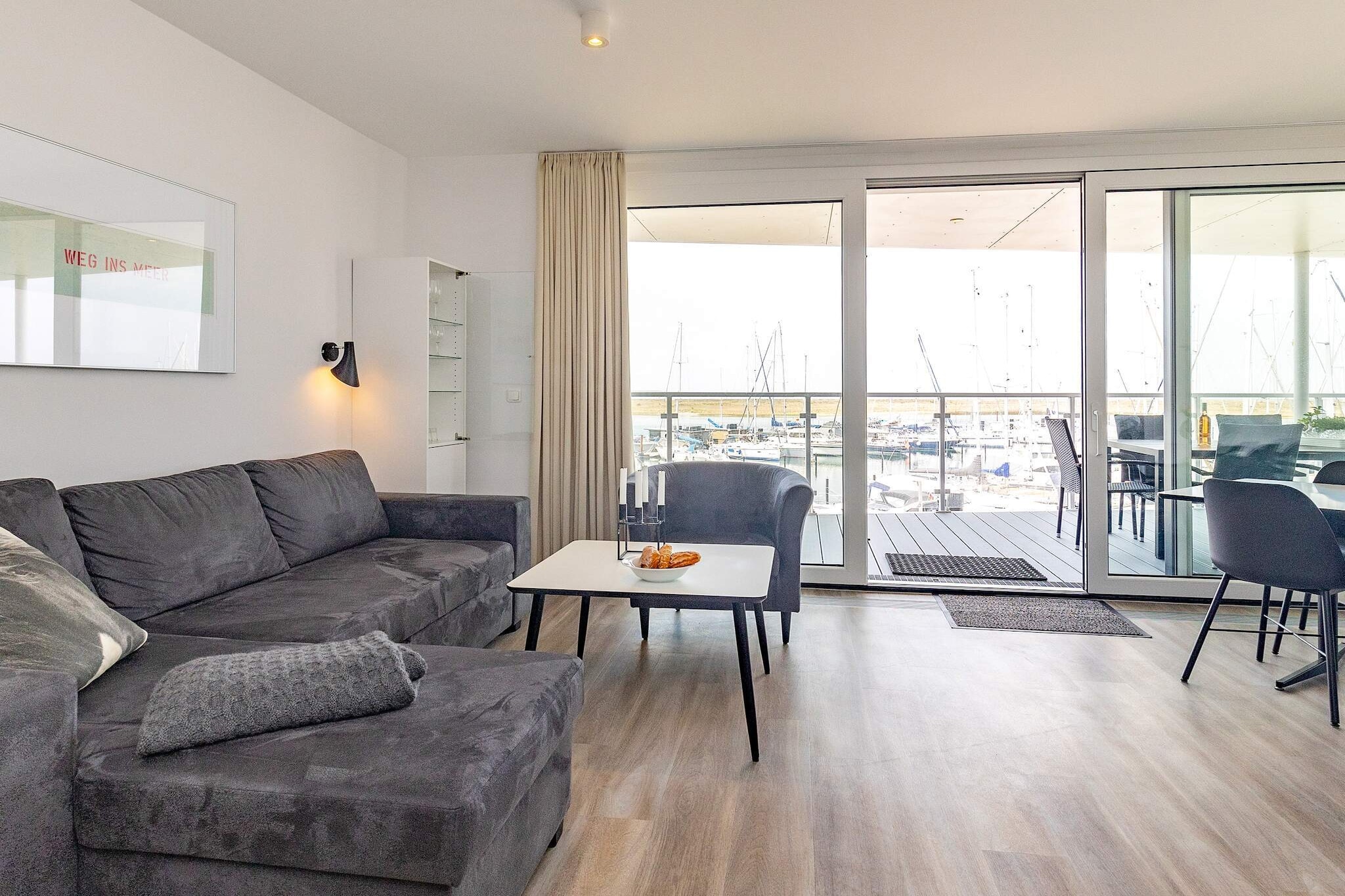 Modern appartement direct aan de haven - Binnen