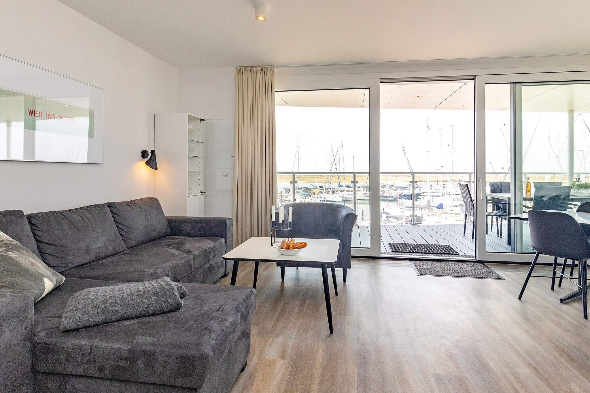 Modern appartement direct aan de haven - Binnen