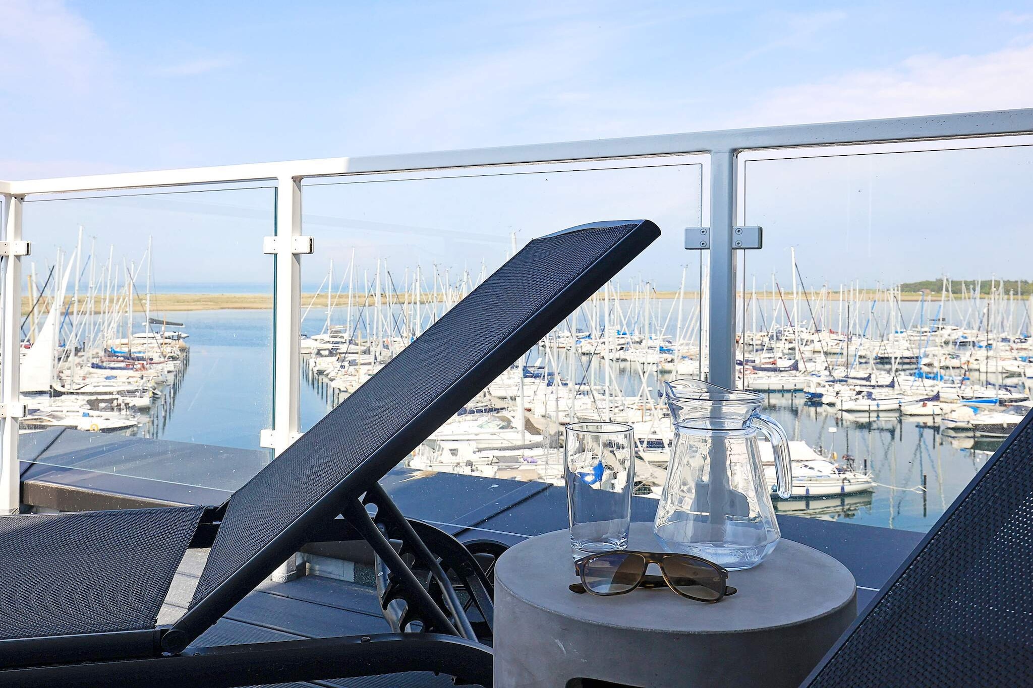 Modern penthouse met balkon