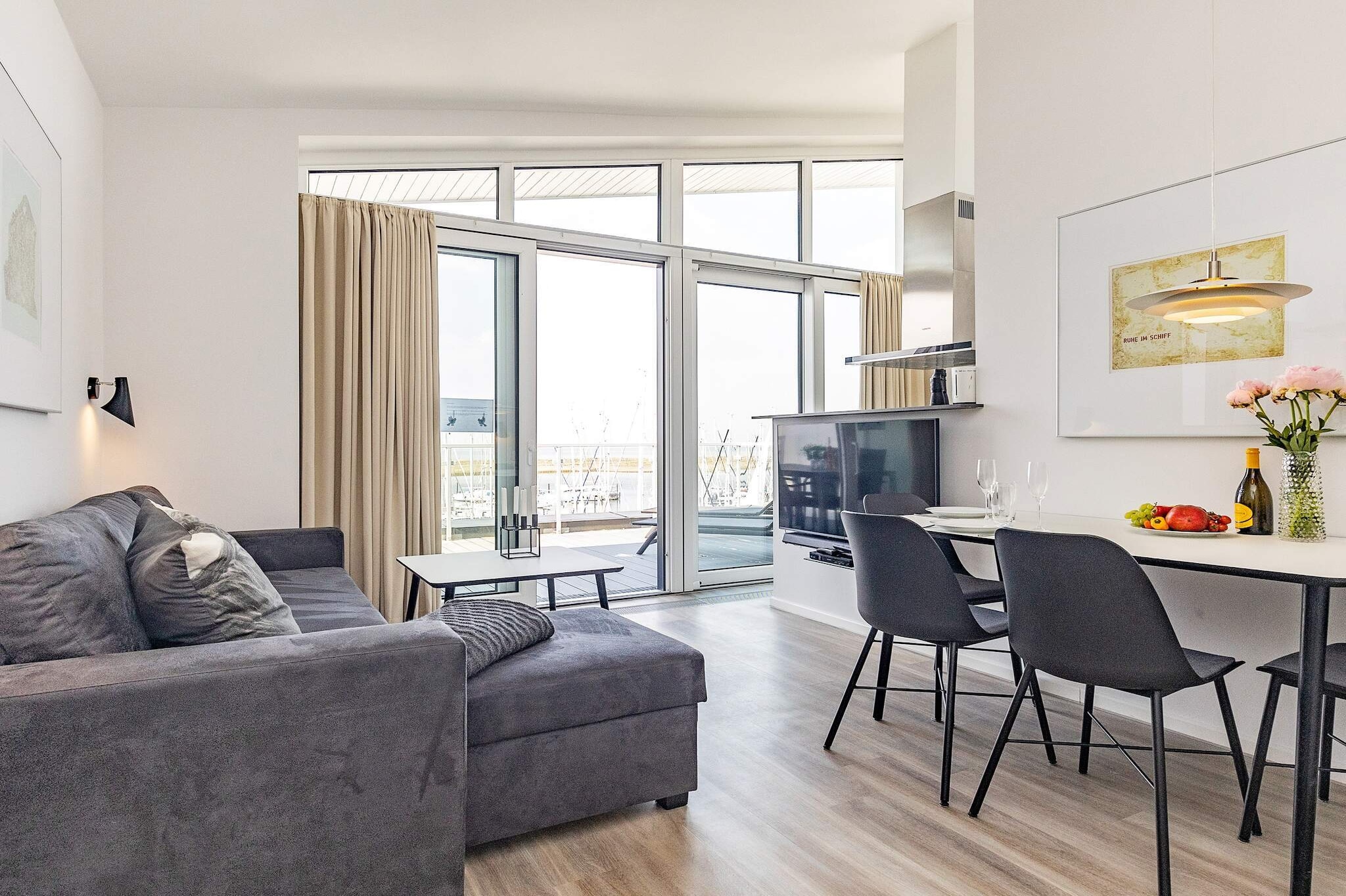 Modern penthouse met balkon - Binnen