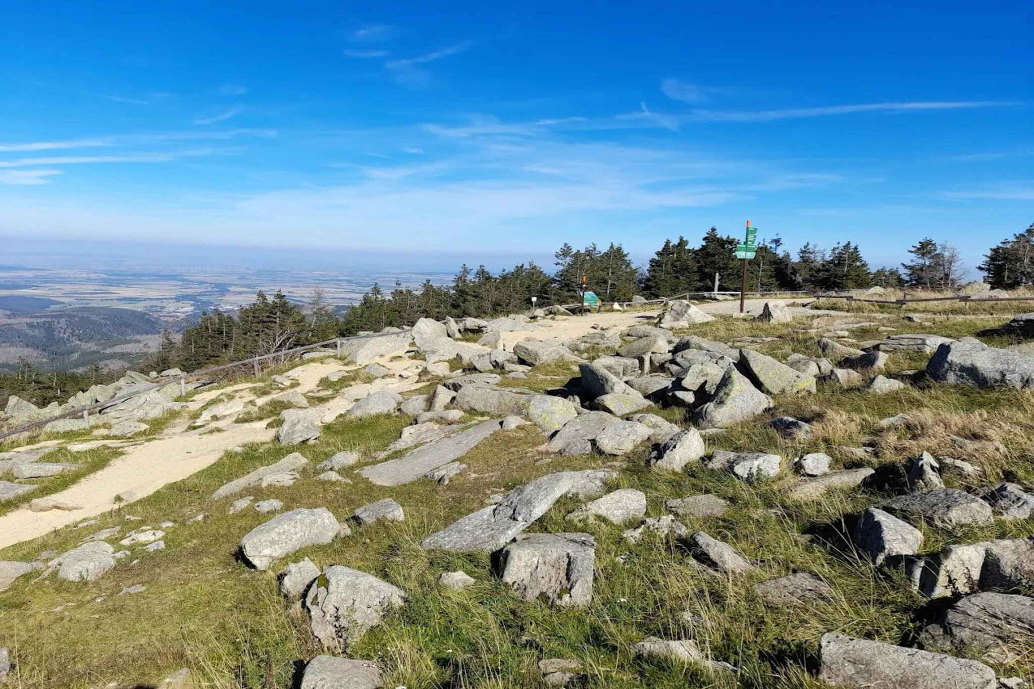 ExclusivLodge - 6 Erw 2 Ki-11 J-Gebieden zomer 1km
