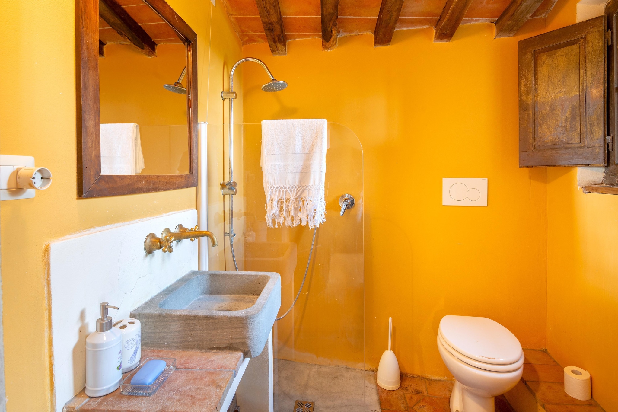 Villa Nigra-Badkamer