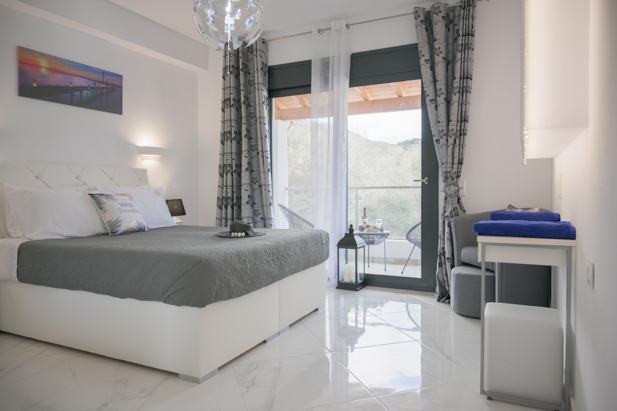 Bed Room